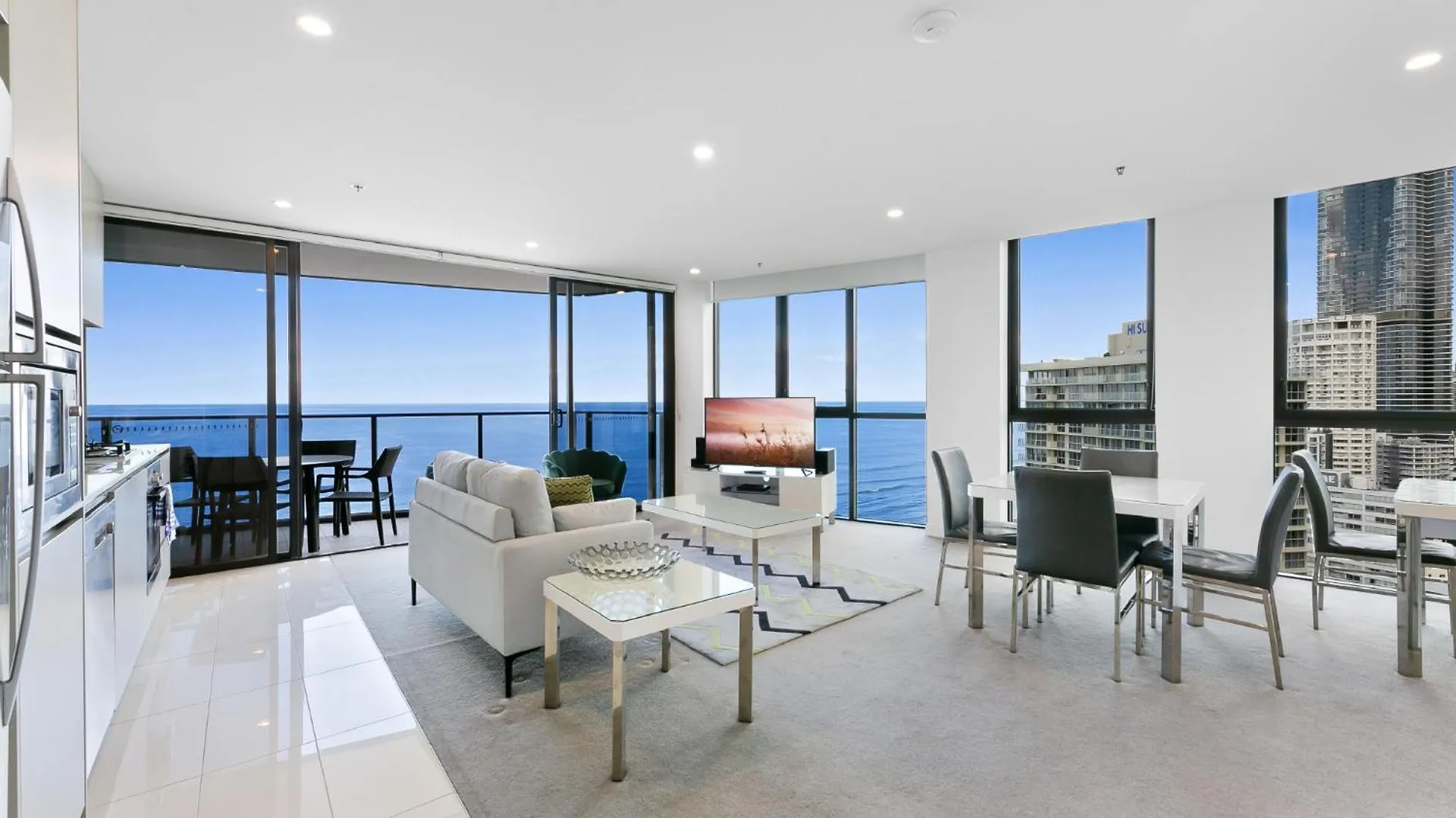 아파트 Wonderful 2-bed With Pool, Gym & Scenic Views *