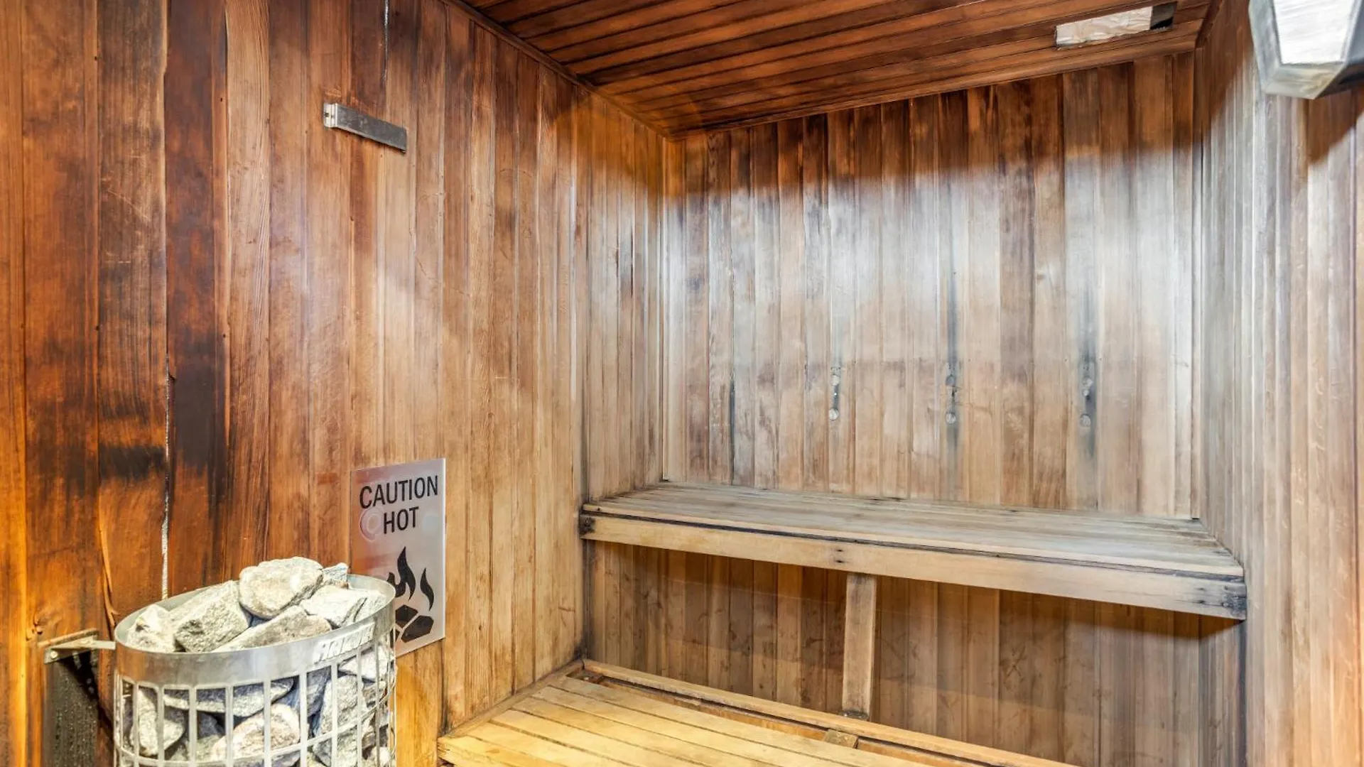 Luxury 3-bed With Pool, Gym & Breathtaking Views Apartmán *
