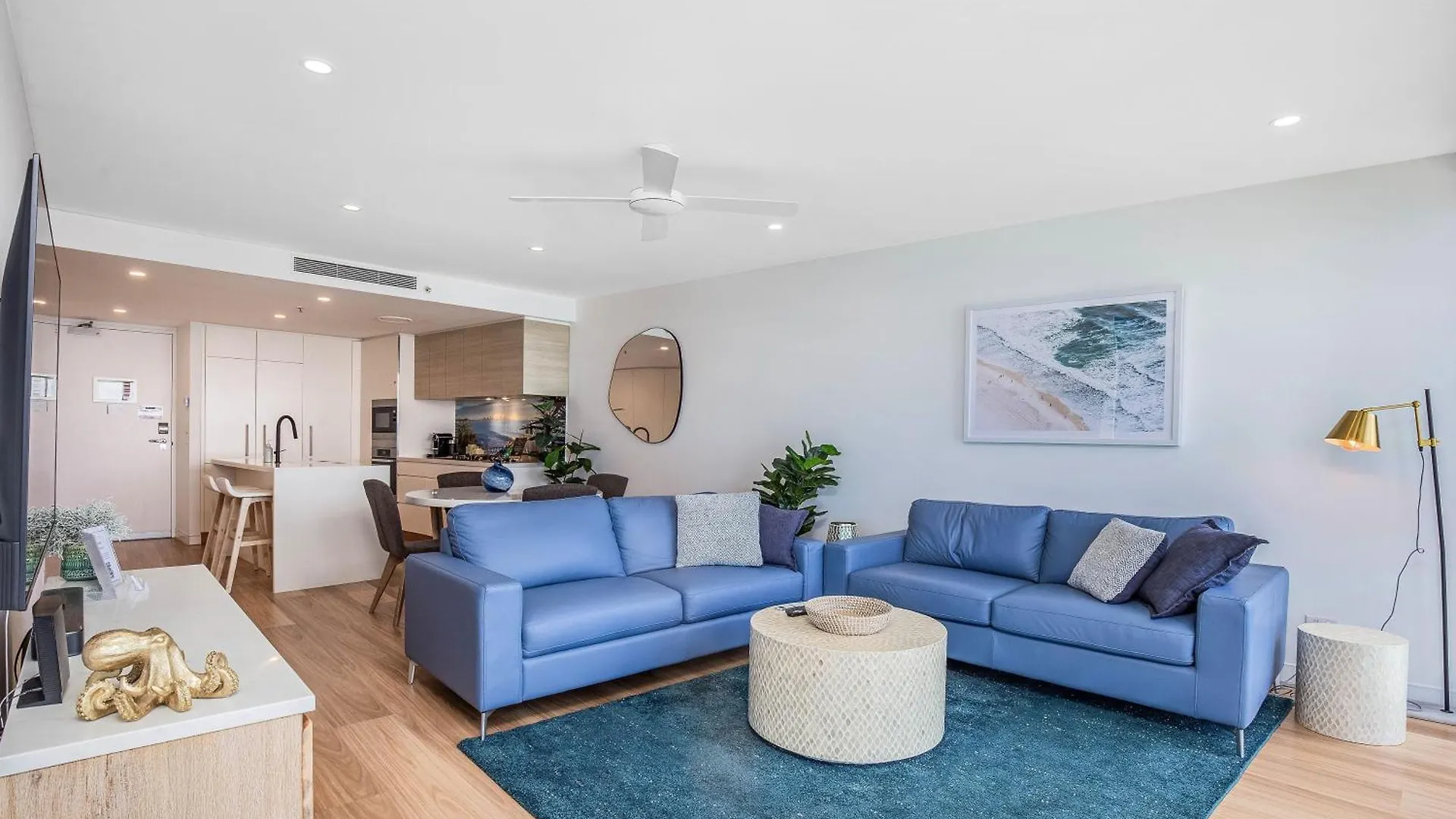 Apartment Stylish 21st Floor Oracle Tower 2 Ocean Views Free Parking *