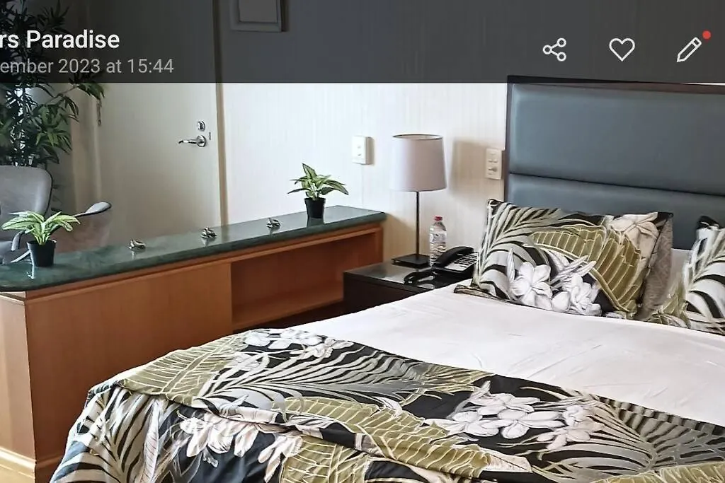 Apartment Broadbeach Surfers Spa Bath Ocean View Gold Coast