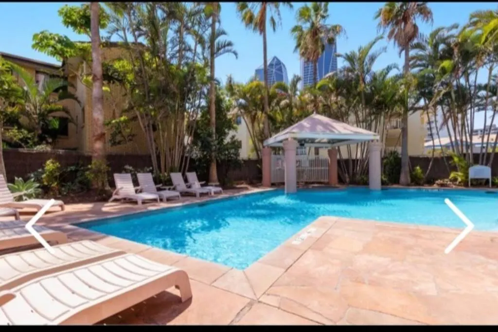Broadbeach Surfers Spa Bath Ocean View