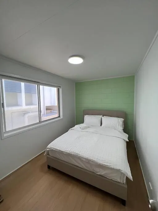 Apartment Samuel Grove