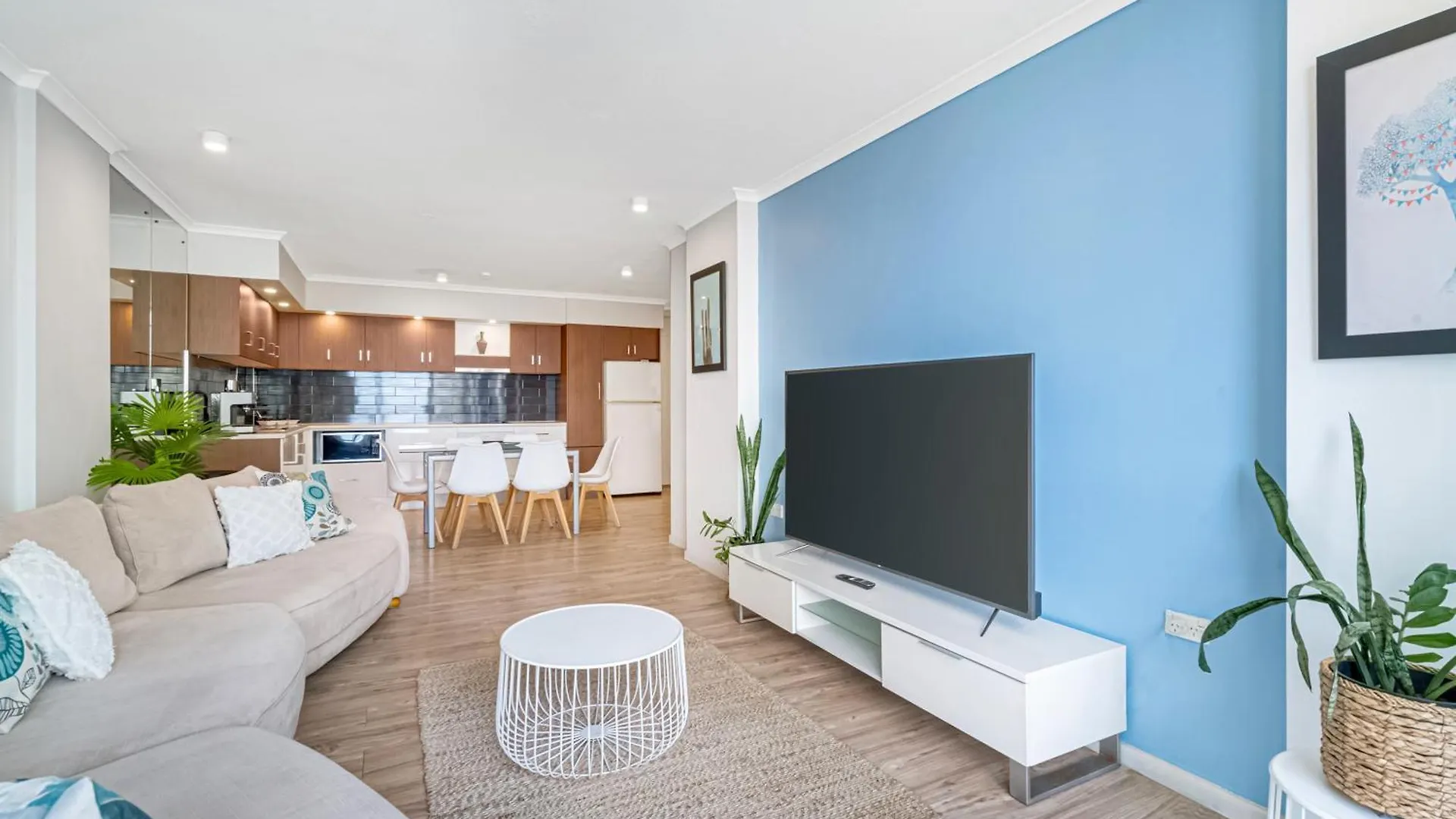 Paradise Found - Where And Surf Collide Apartment