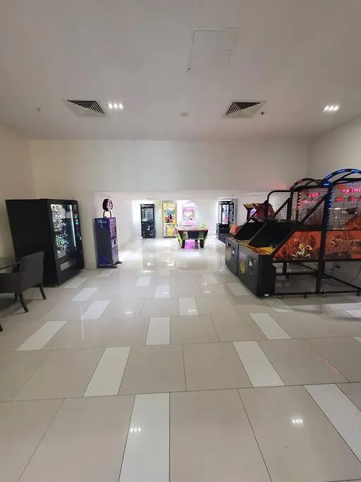 Sea Views, 150 Mtrs To Surfers Beach, Ideal Location For Surfers Paradise Apartment Gold Coast