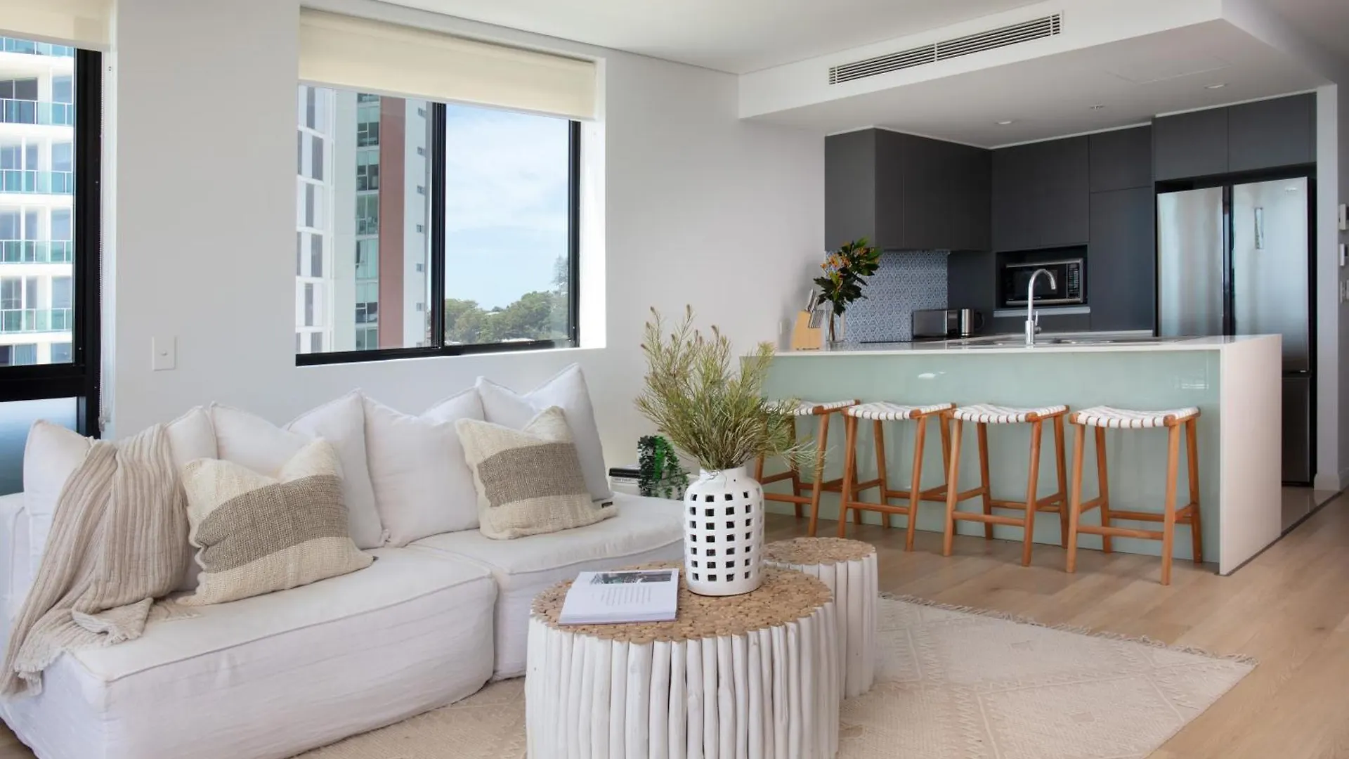 Apartman Sol - Luxury 3 Bedroom In Kirra *