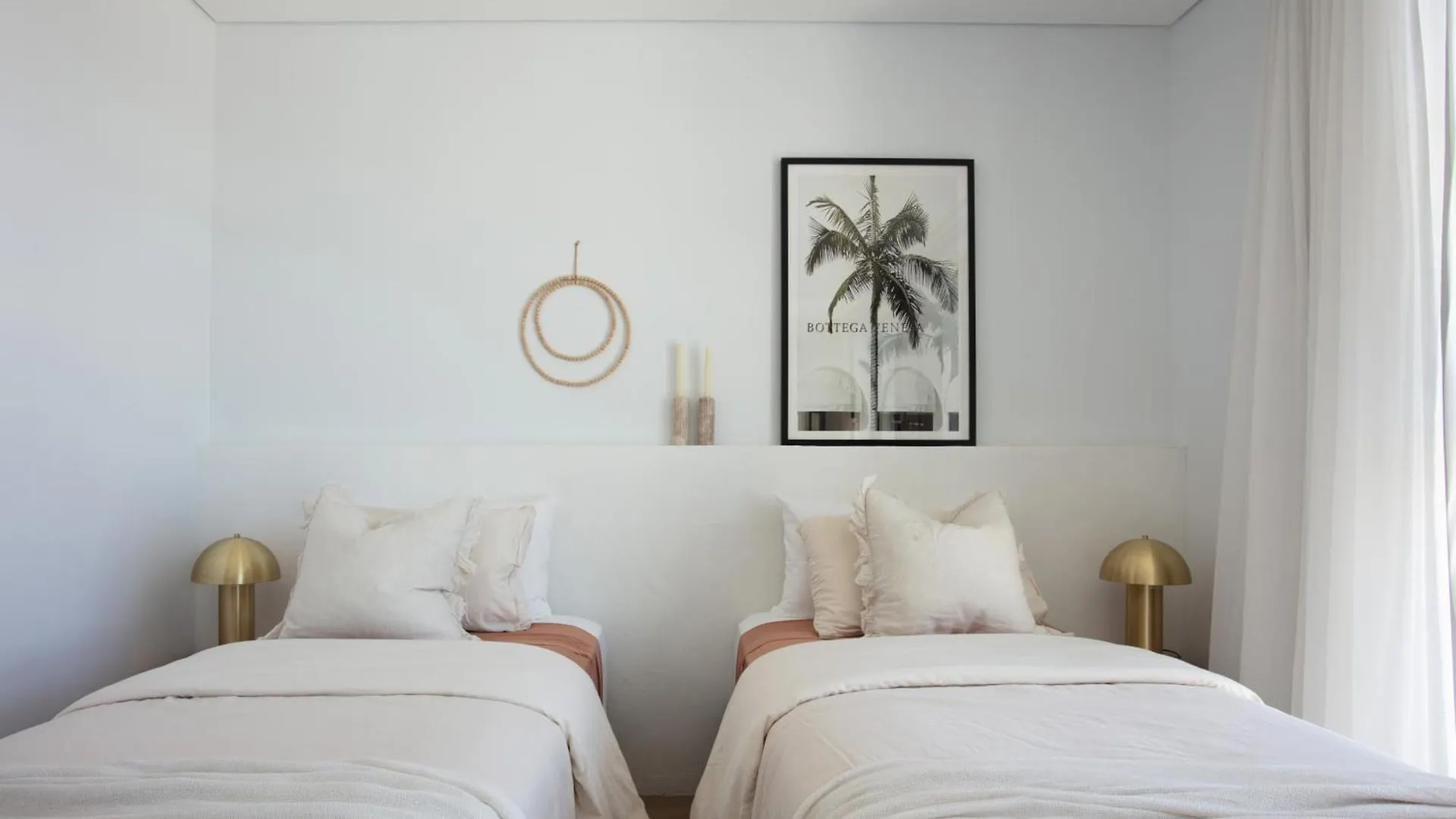 Sol - Luxury 3 Bedroom In Kirra *