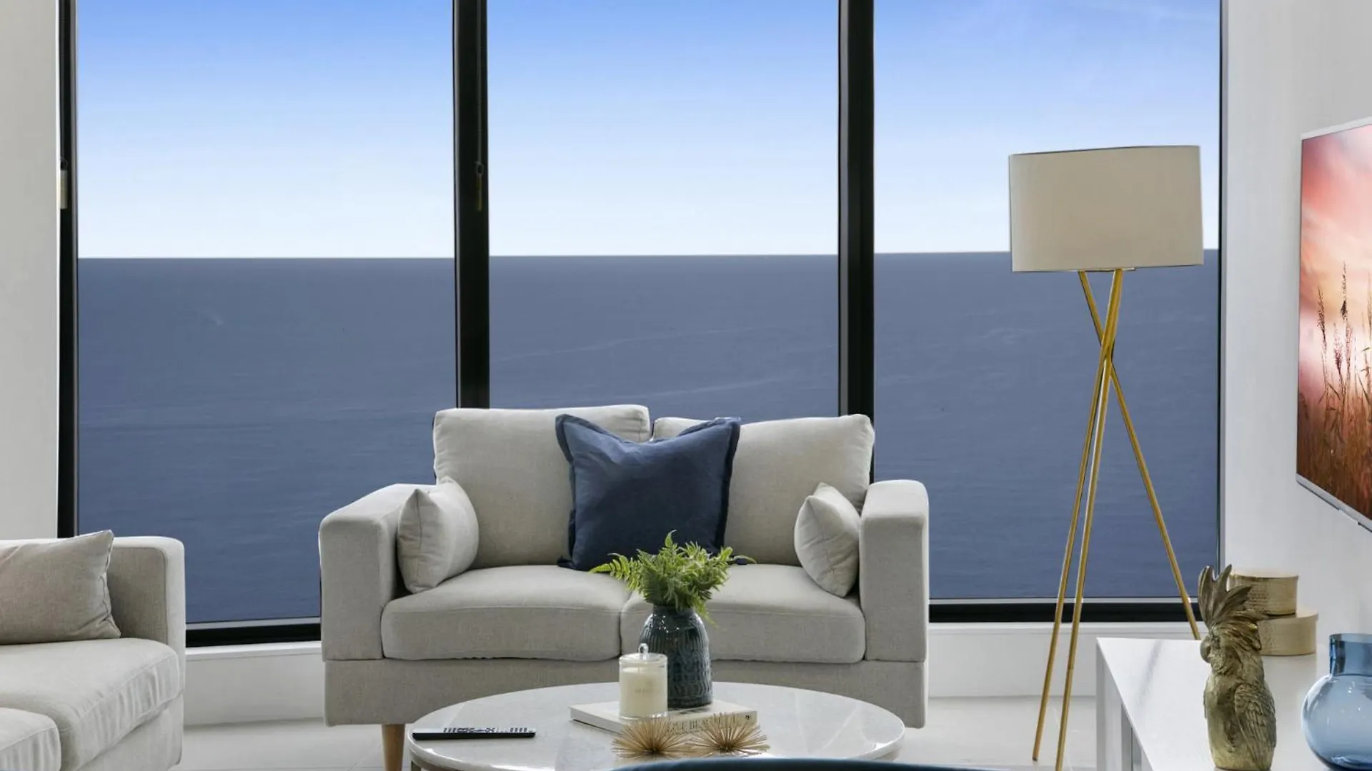 71st Floor Premium With Expansive Ocean Views Apartment Gold Coast