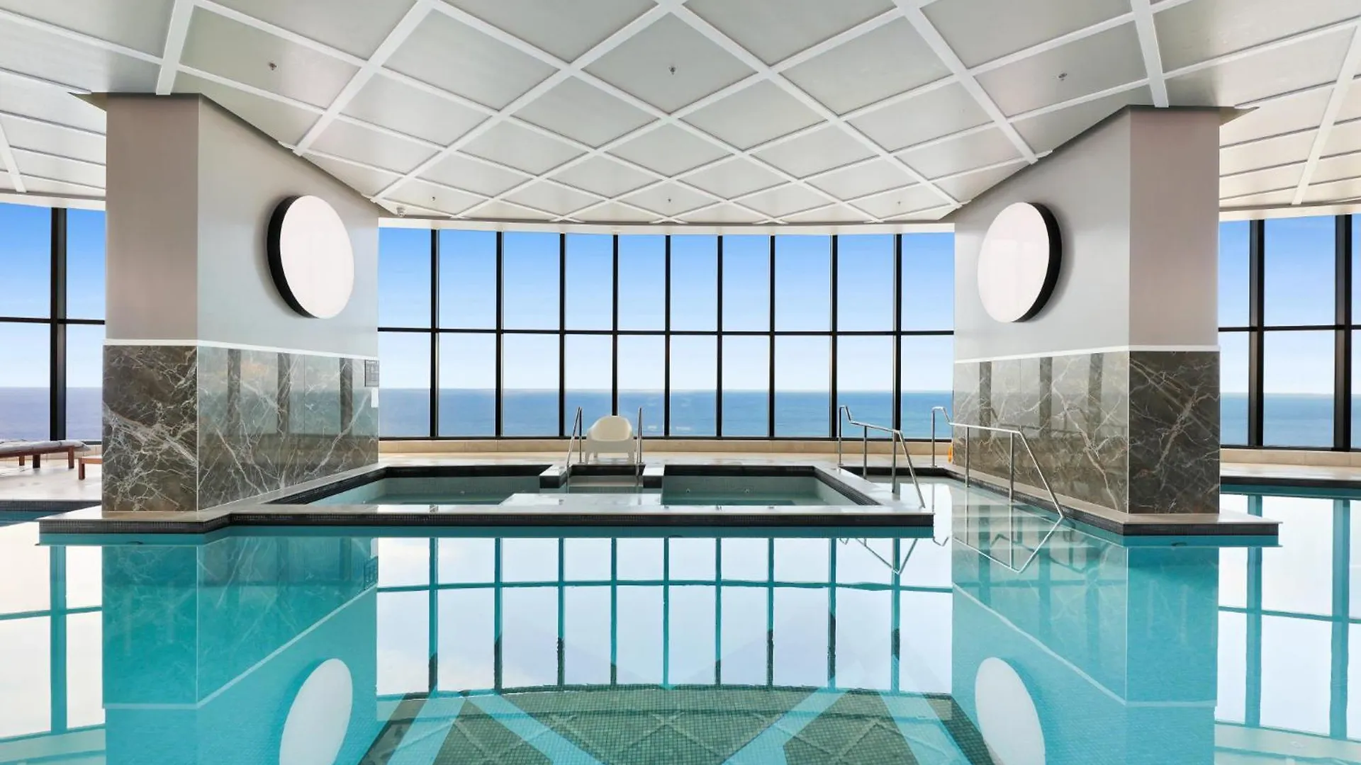 Apartment 71st Floor Premium With Expansive Ocean Views *