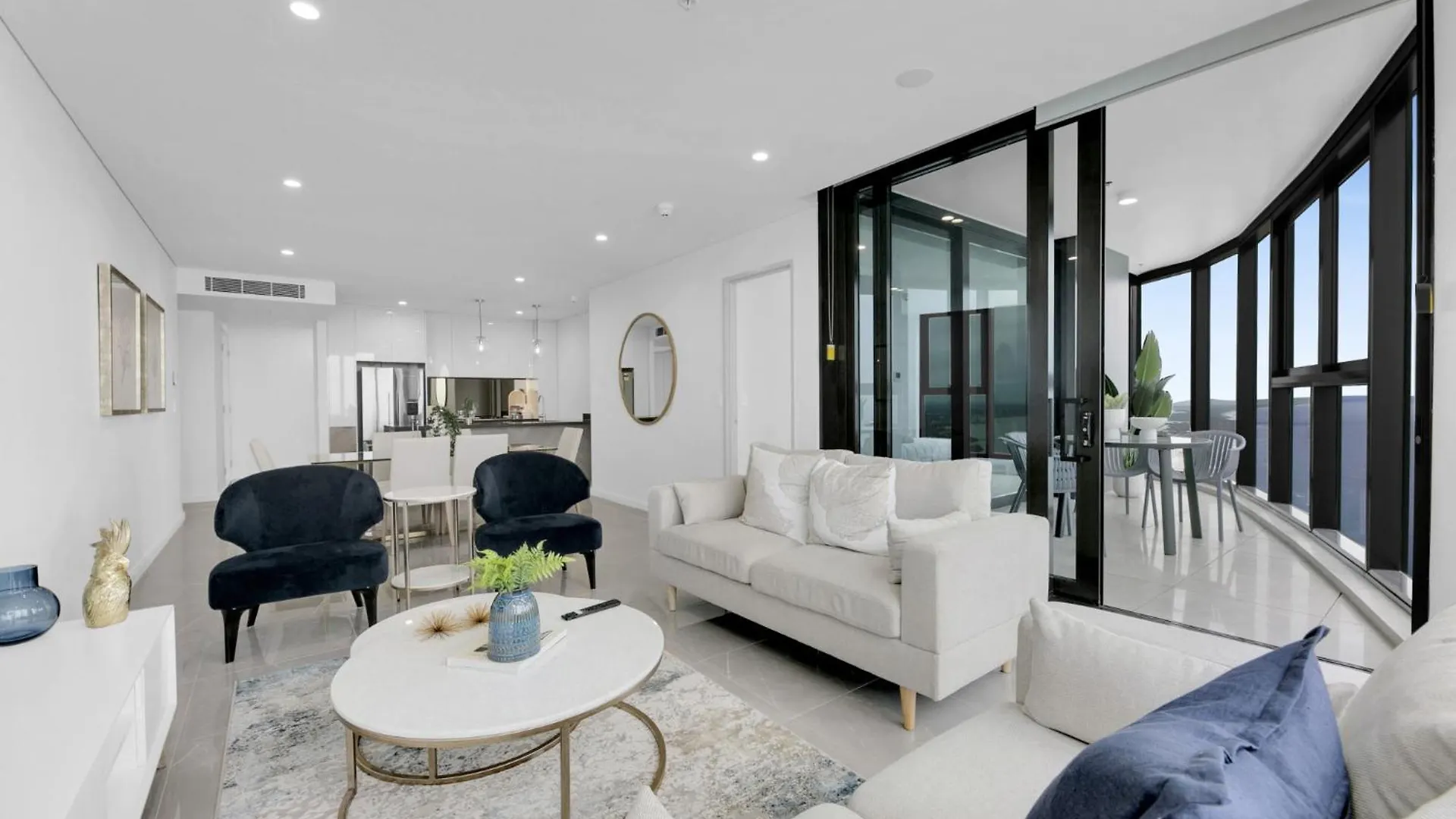 71st Floor Premium With Expansive Ocean Views Gold Coast