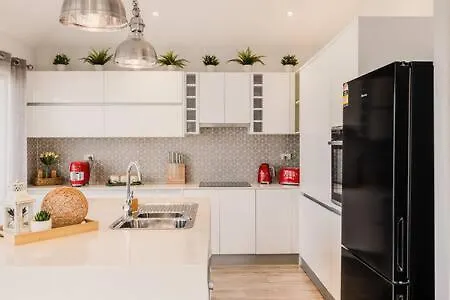 An Idyllic Boho Style Retreat High-end Kitchenware Dom wakacyjny
