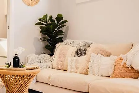 An Idyllic Boho Style Retreat High-end Kitchenware Ferienhaus *