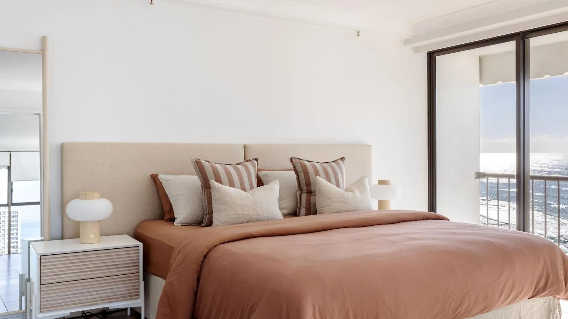 Aparthotel De 4*