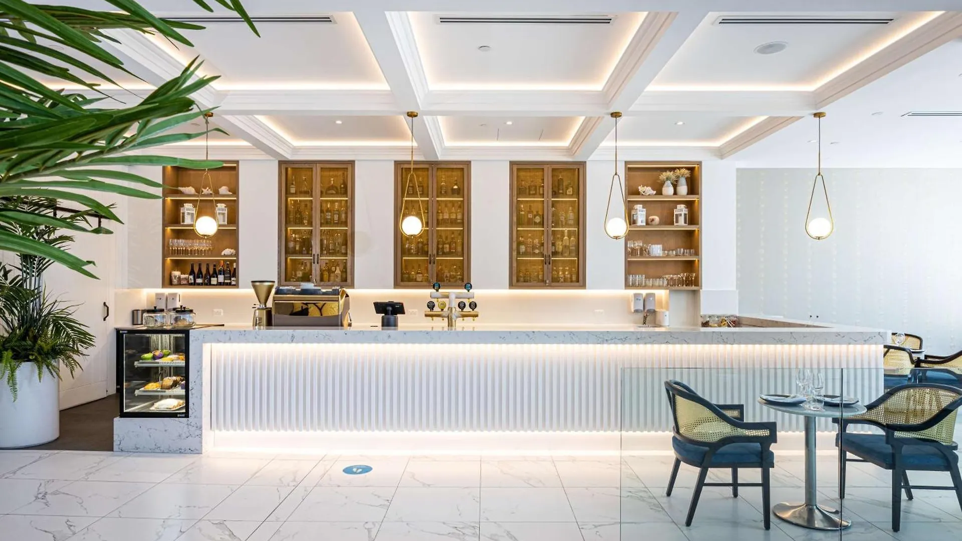 Hilton Surfers Paradise & Residences אתר נופש 5*