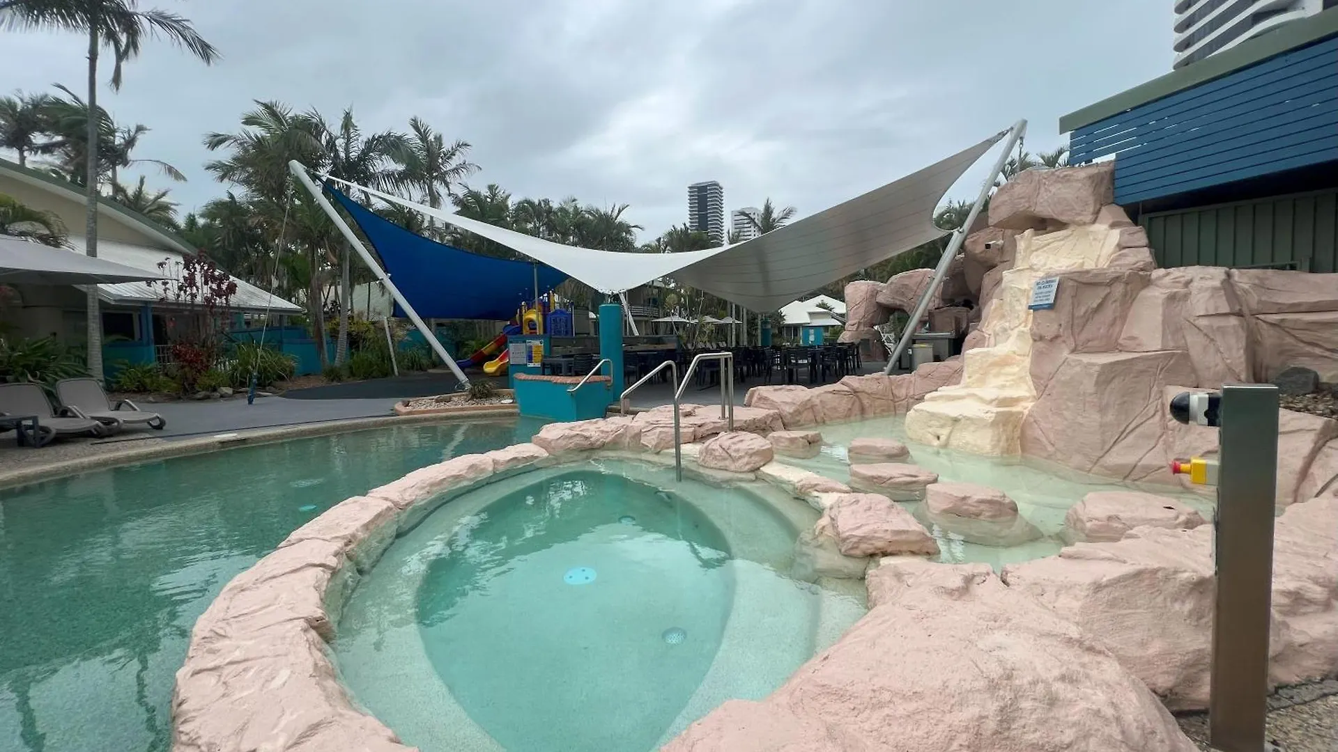 Cha Private Apts Diamond Apartment Gold Coast
