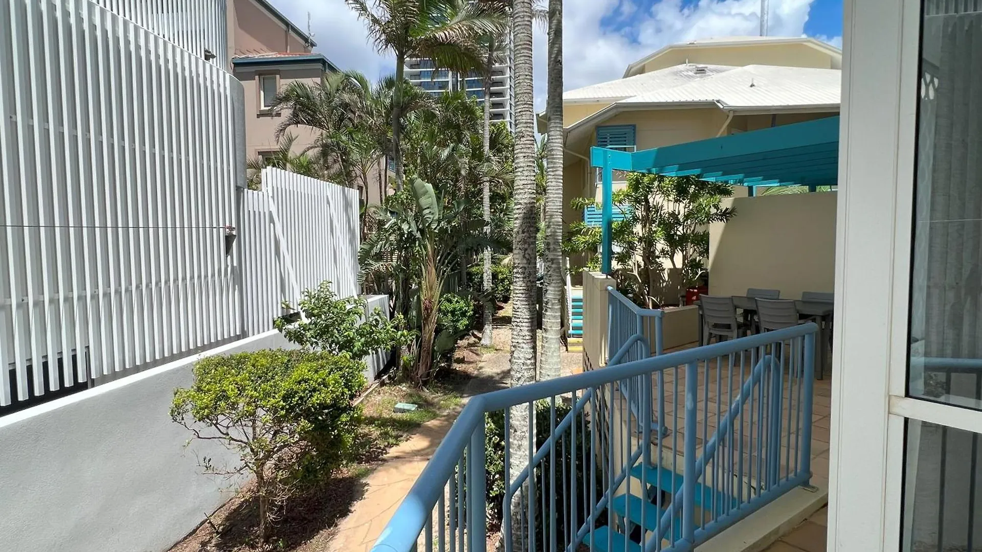 Cha Private Apts Diamond Apartment