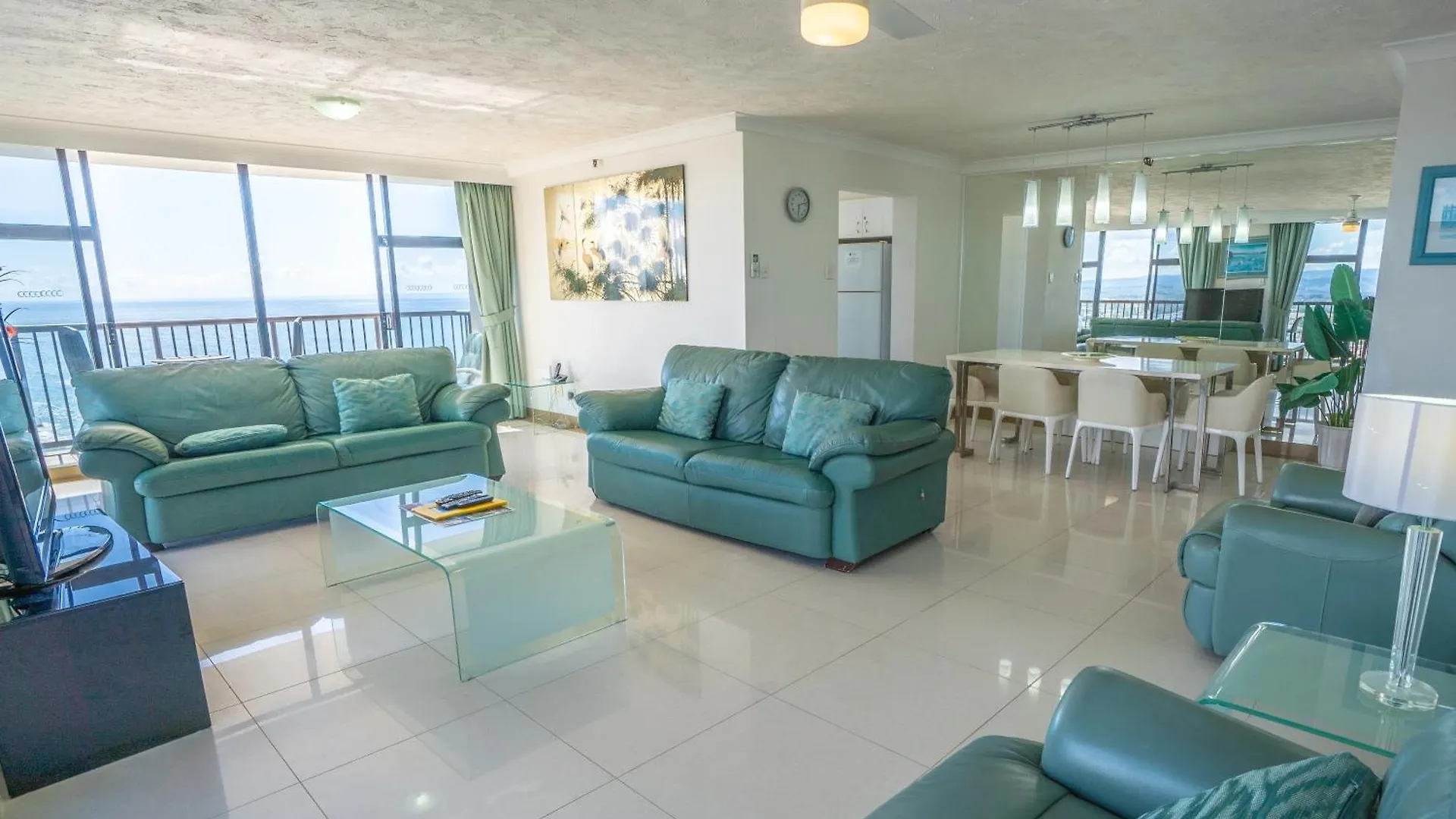 Aparthotel Surfers Aquarius On The