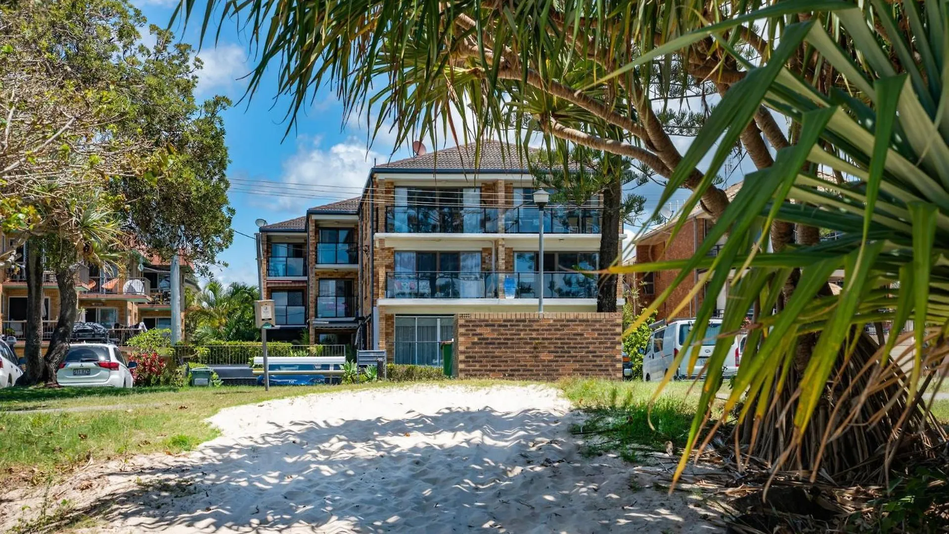 Lou's Tiki Pad * Gold Coast