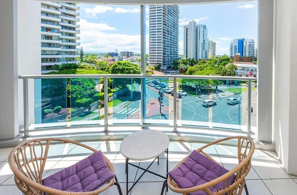 Deluxe Chevron Renaissance Gold Coast