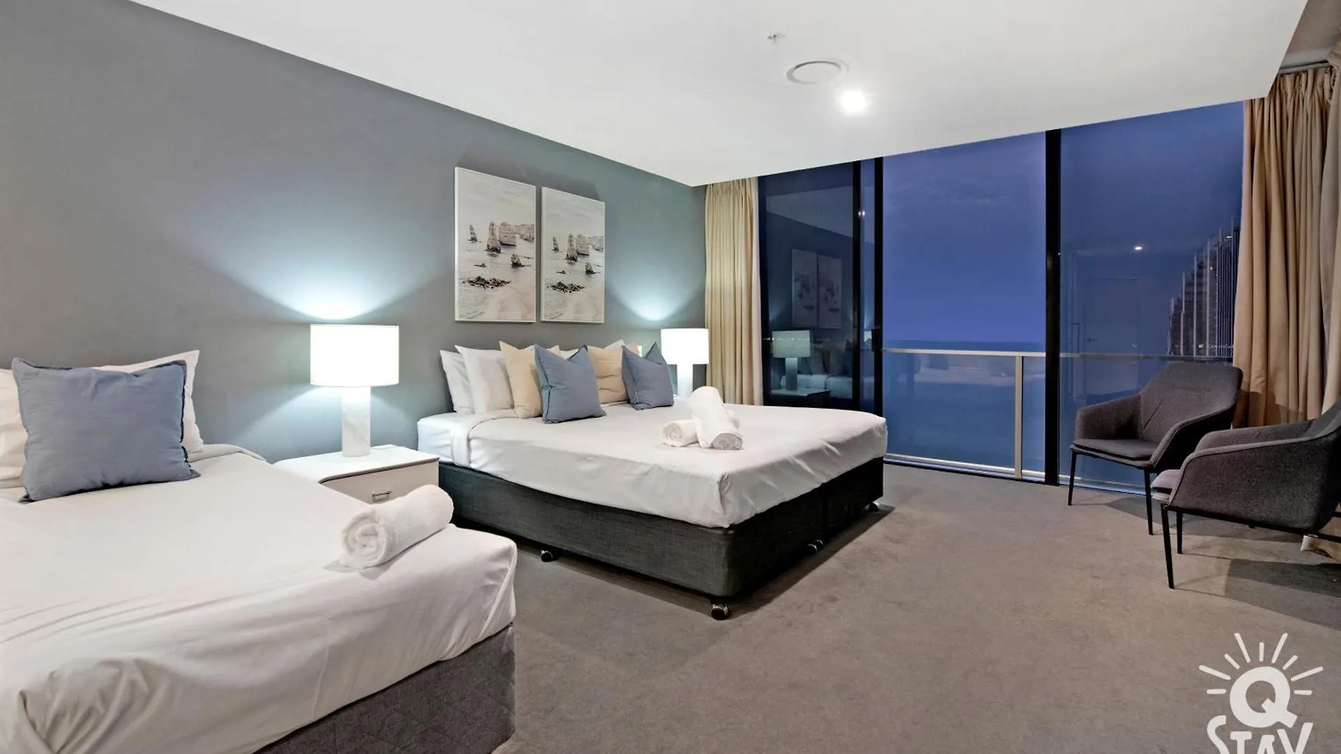 Apartment Private At Circle On Cavill - Q *