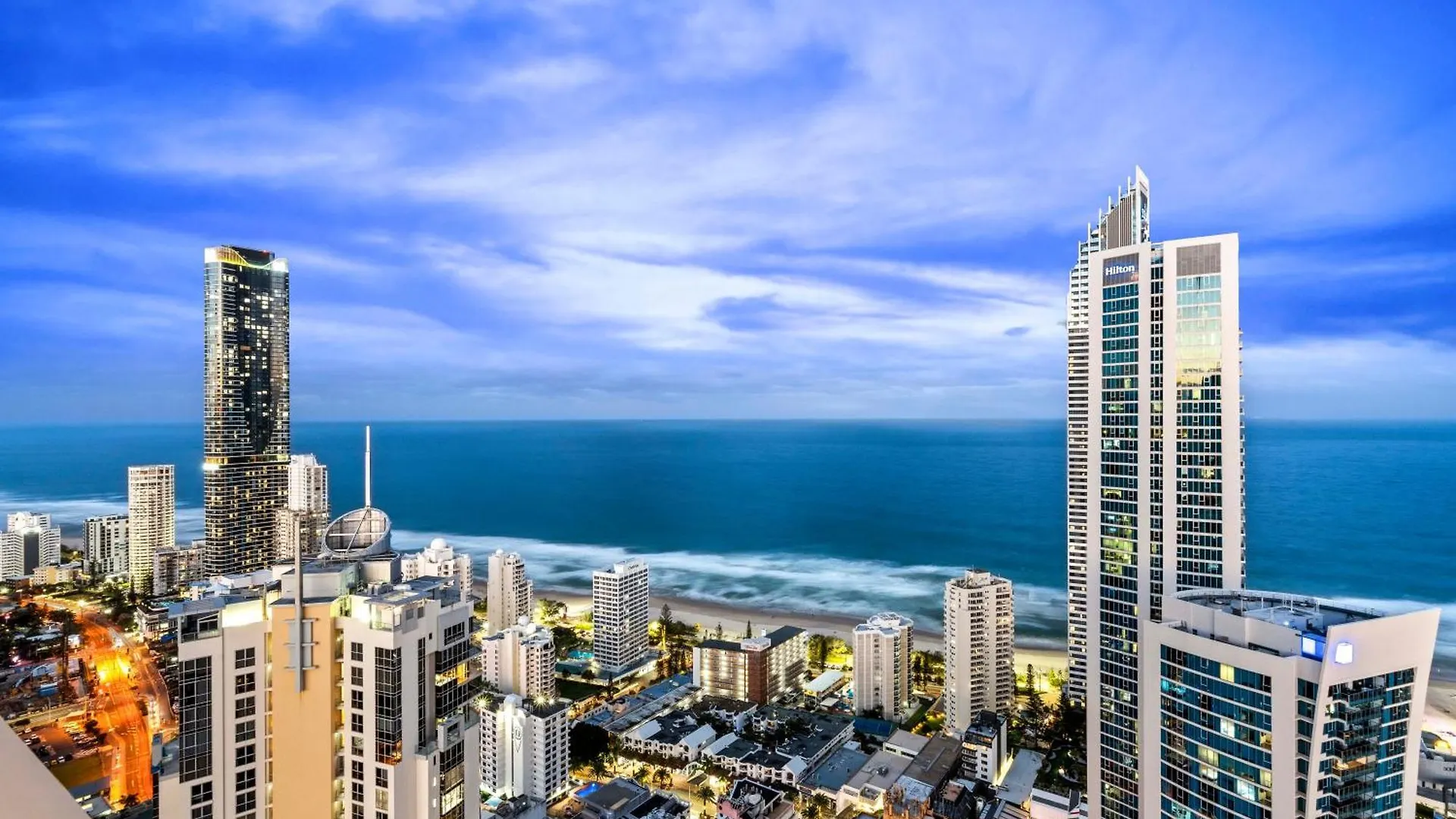 Circle On Cavill - Self Contained & Privately Managed - Wow Apartmán *