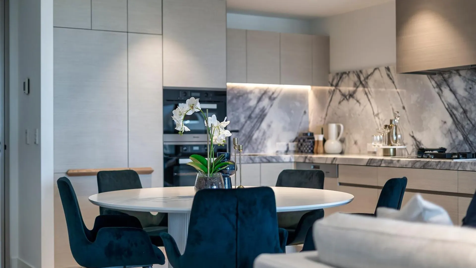 Jewel Beachfront Residences Apartment *