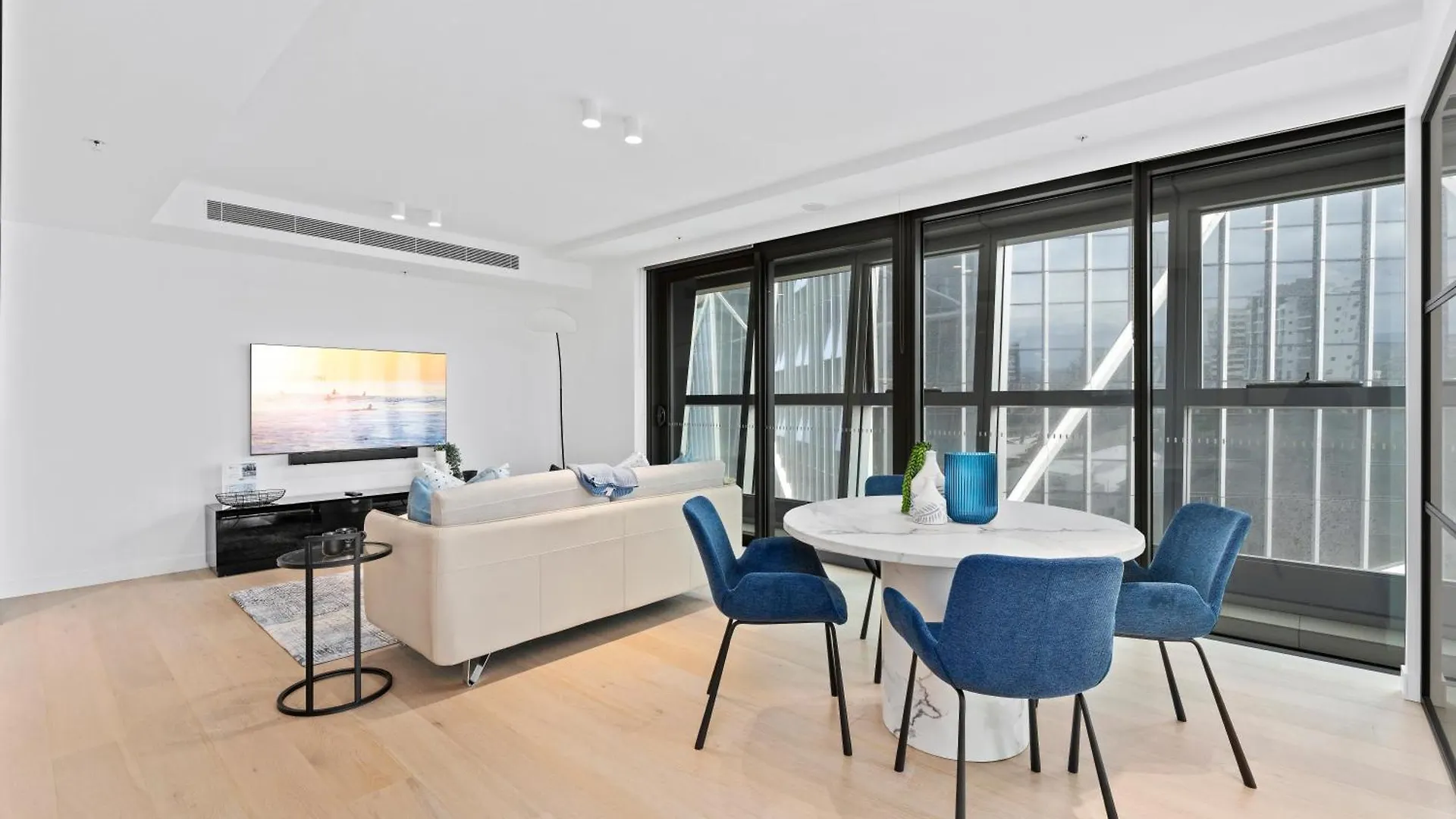Jewel Beachfront Residences Apartment