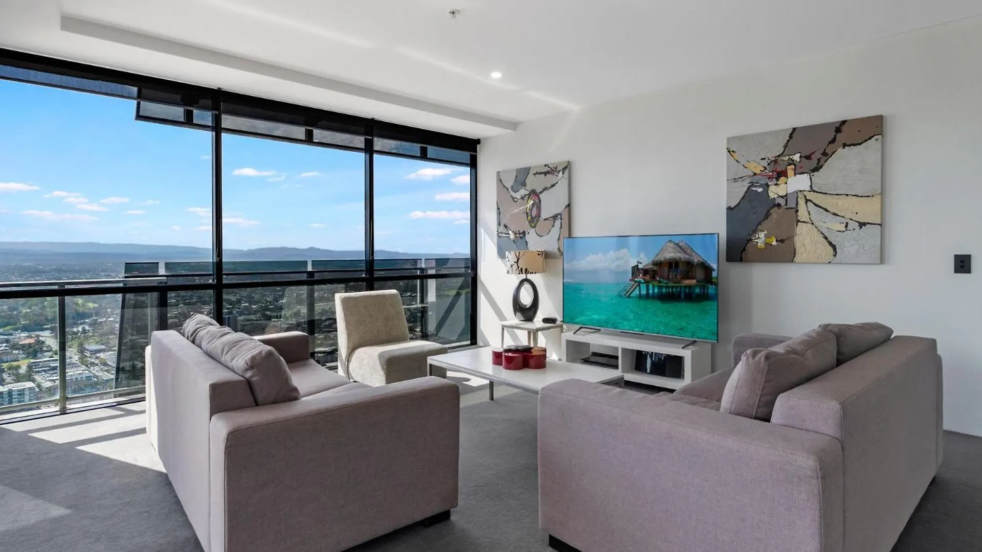 Circle On Cavill High Floor 1 Bedroom Gold Coast