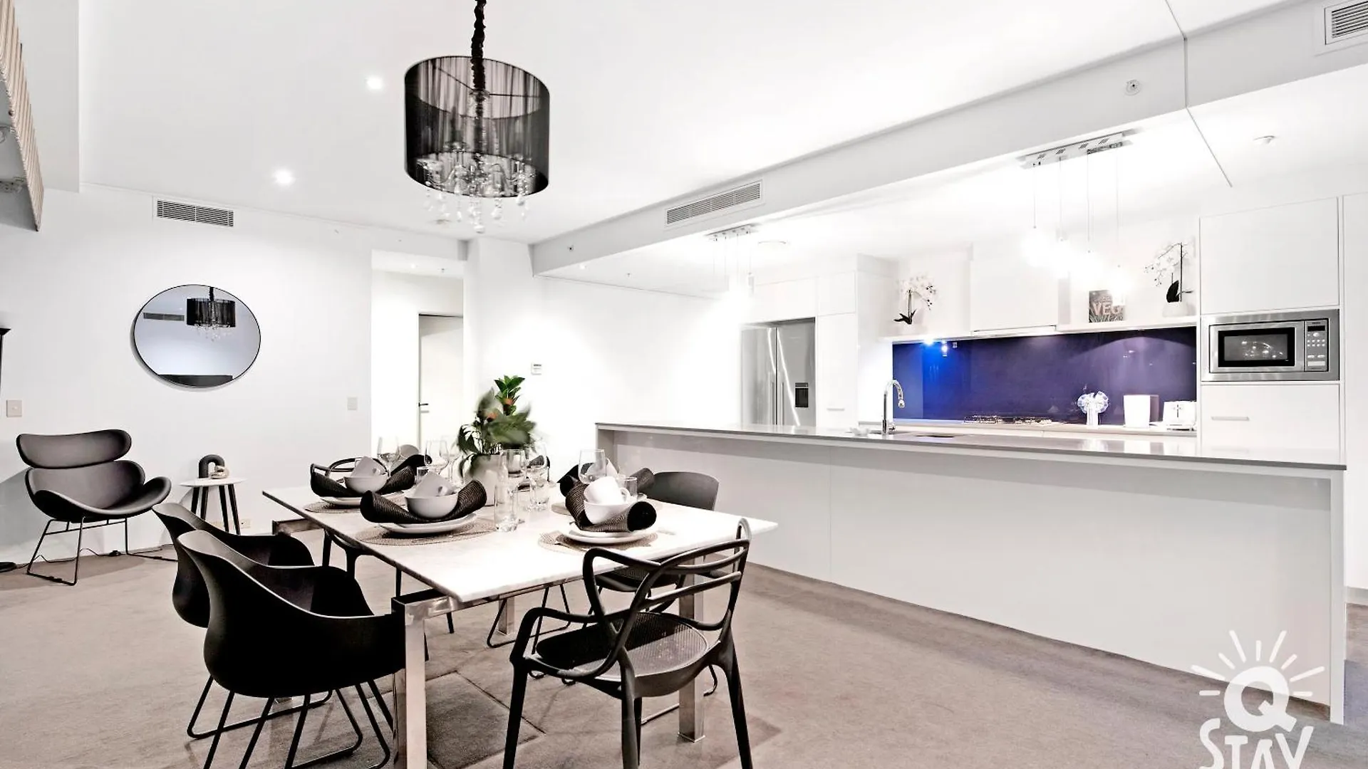 Apartment Private At Circle On Cavill - Q