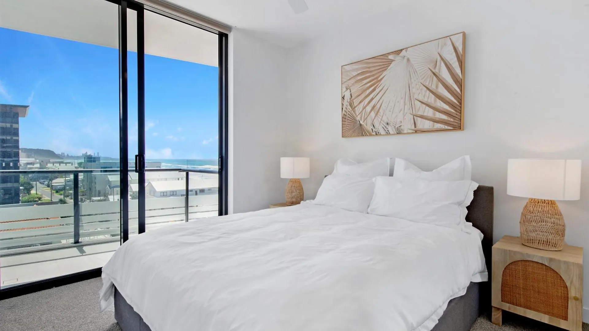 2br Luxury Palm * Gold Coast