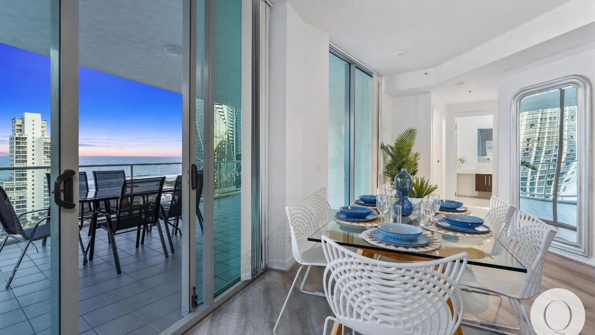Wings Penthouses - Qstay Apartment *