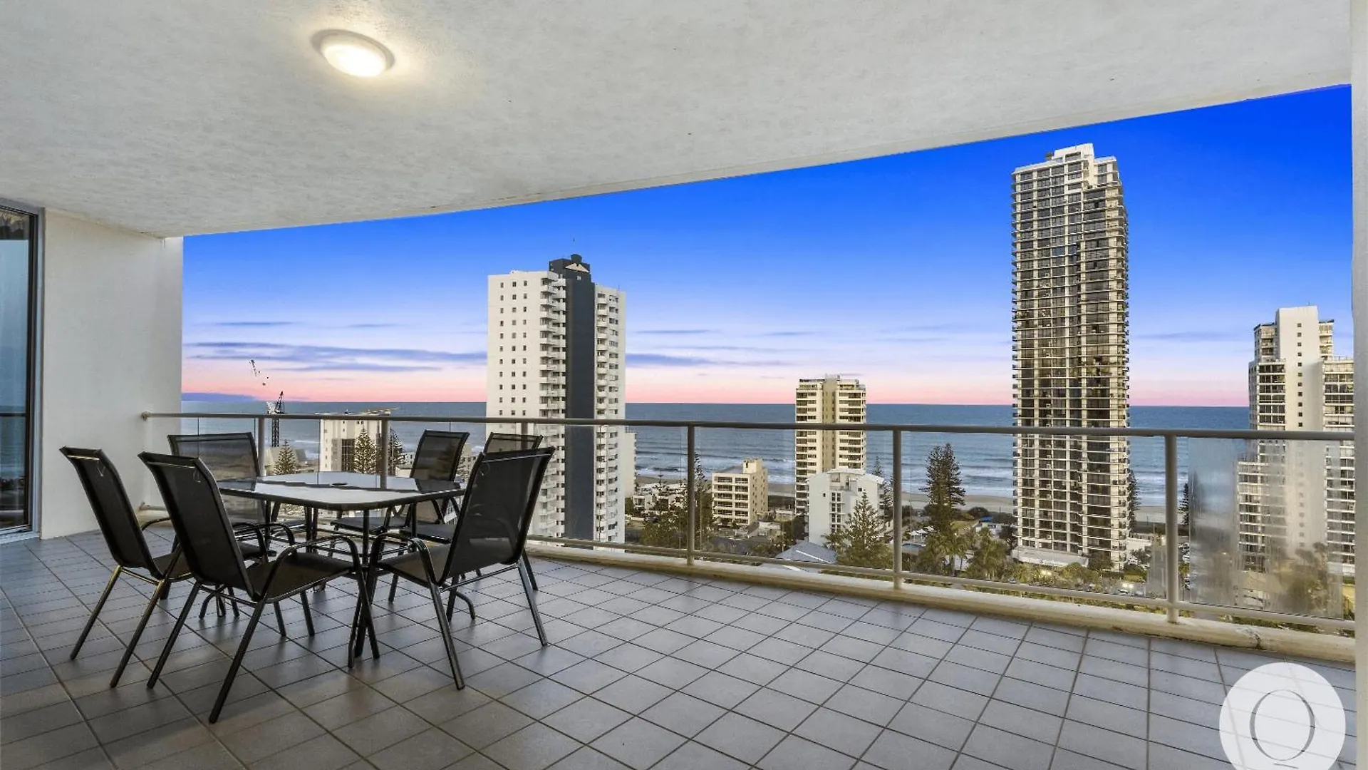 Wings Penthouses - Qstay *