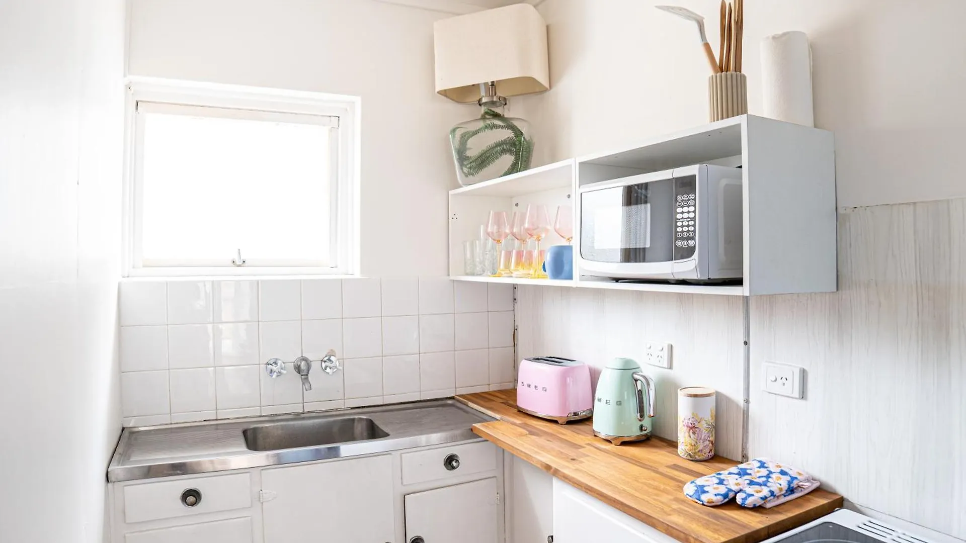 2br Seaside Serenity In Burleigh Waters * Gold Coast