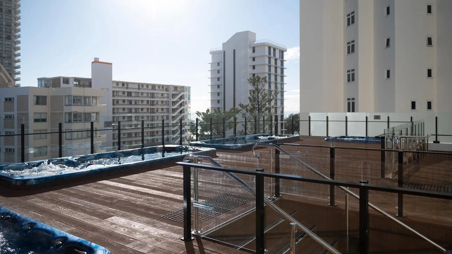 Apartment On 22 View Avenue, Surfers Paradise