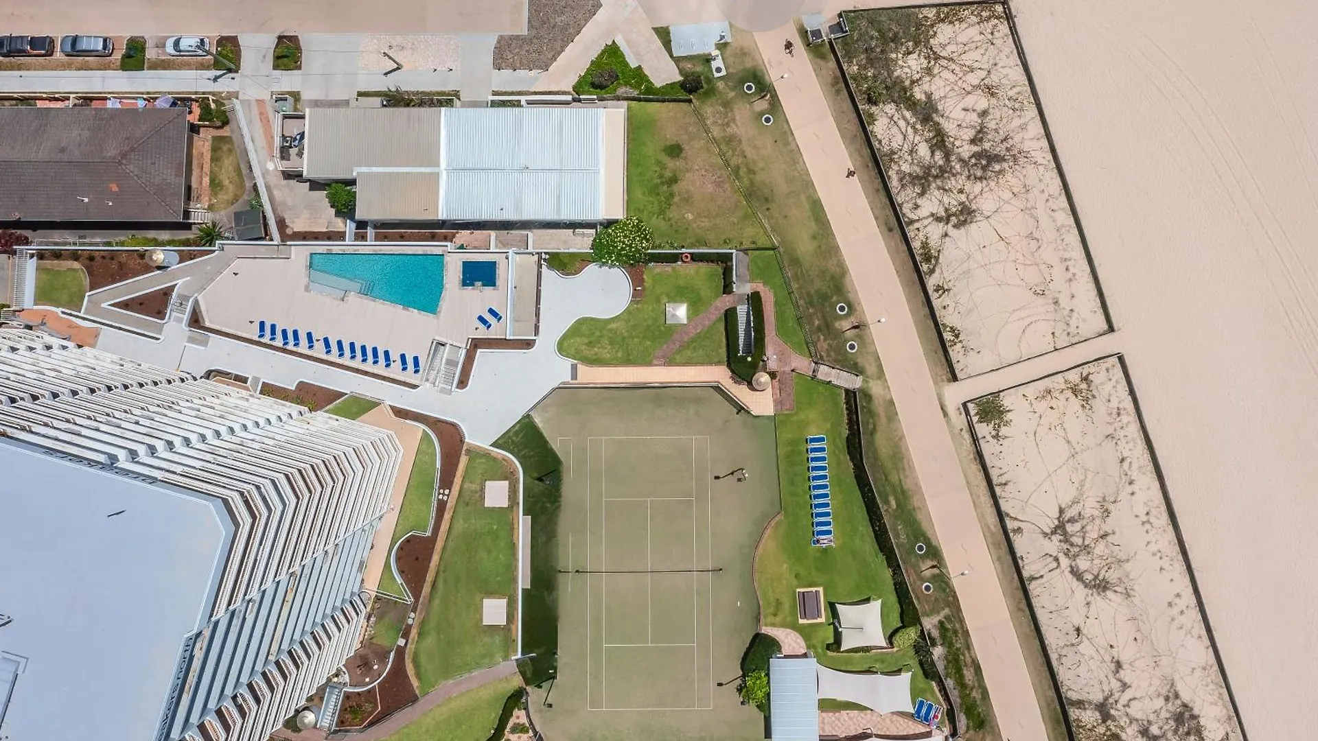 Apart-hotel Breakers North Absolute Beachfront - Official