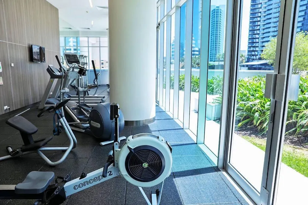 Hilton Surfers - 4bd Large Views * Gold Coast