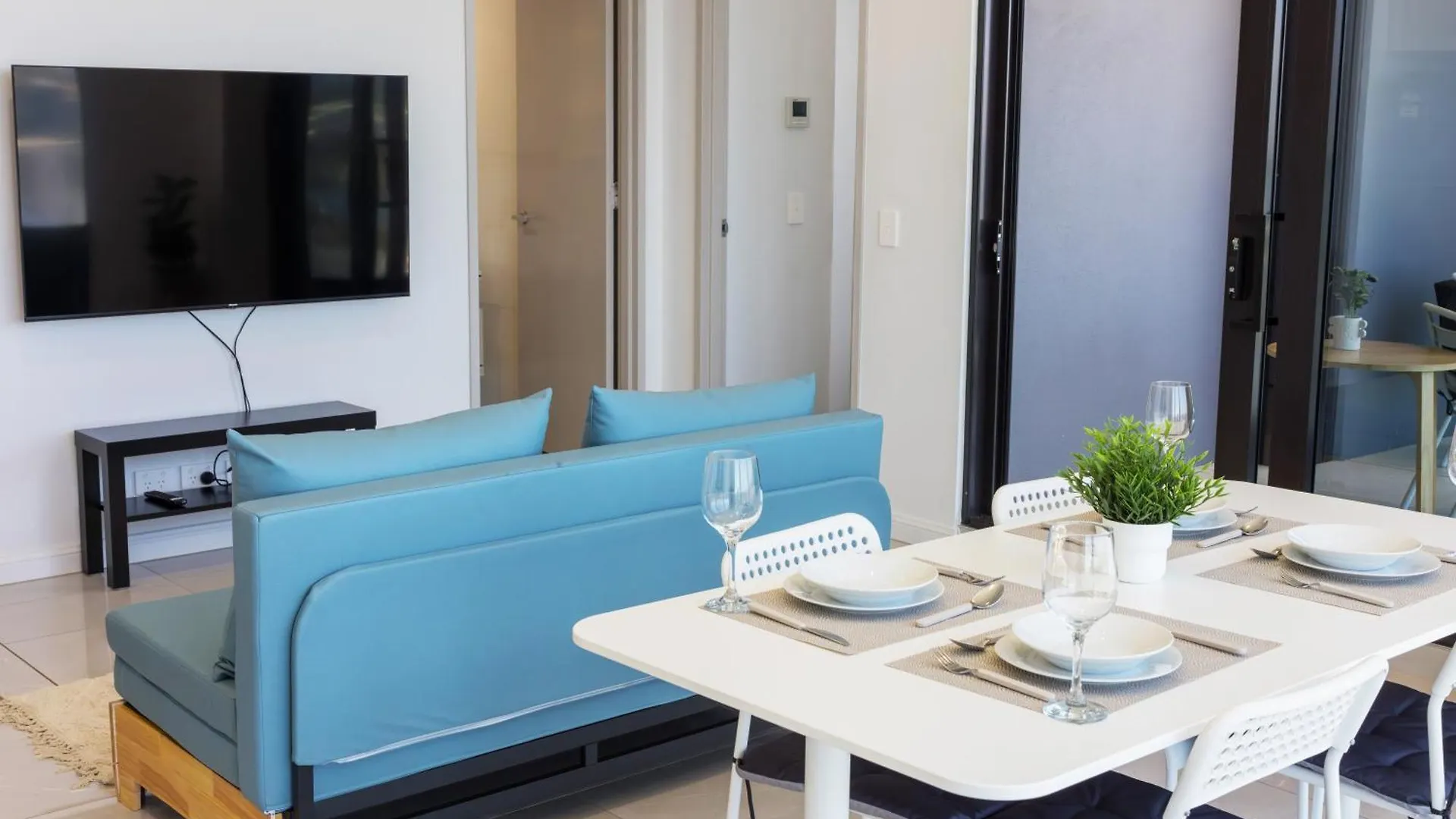 Apartment In The Heart Of Surfers Paradise Oceanview Cozy 1b 34f