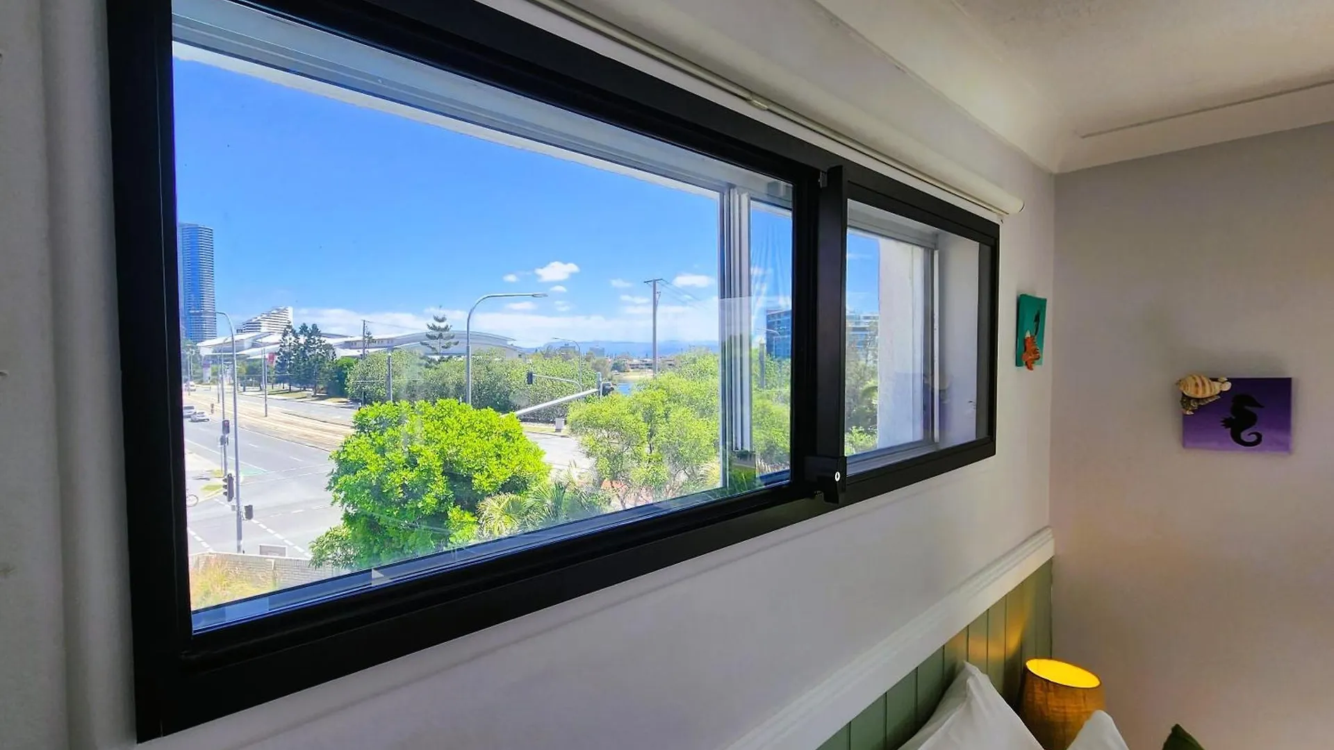 Apartment Broadbeach, Stylish Close To Everything Gold Coast