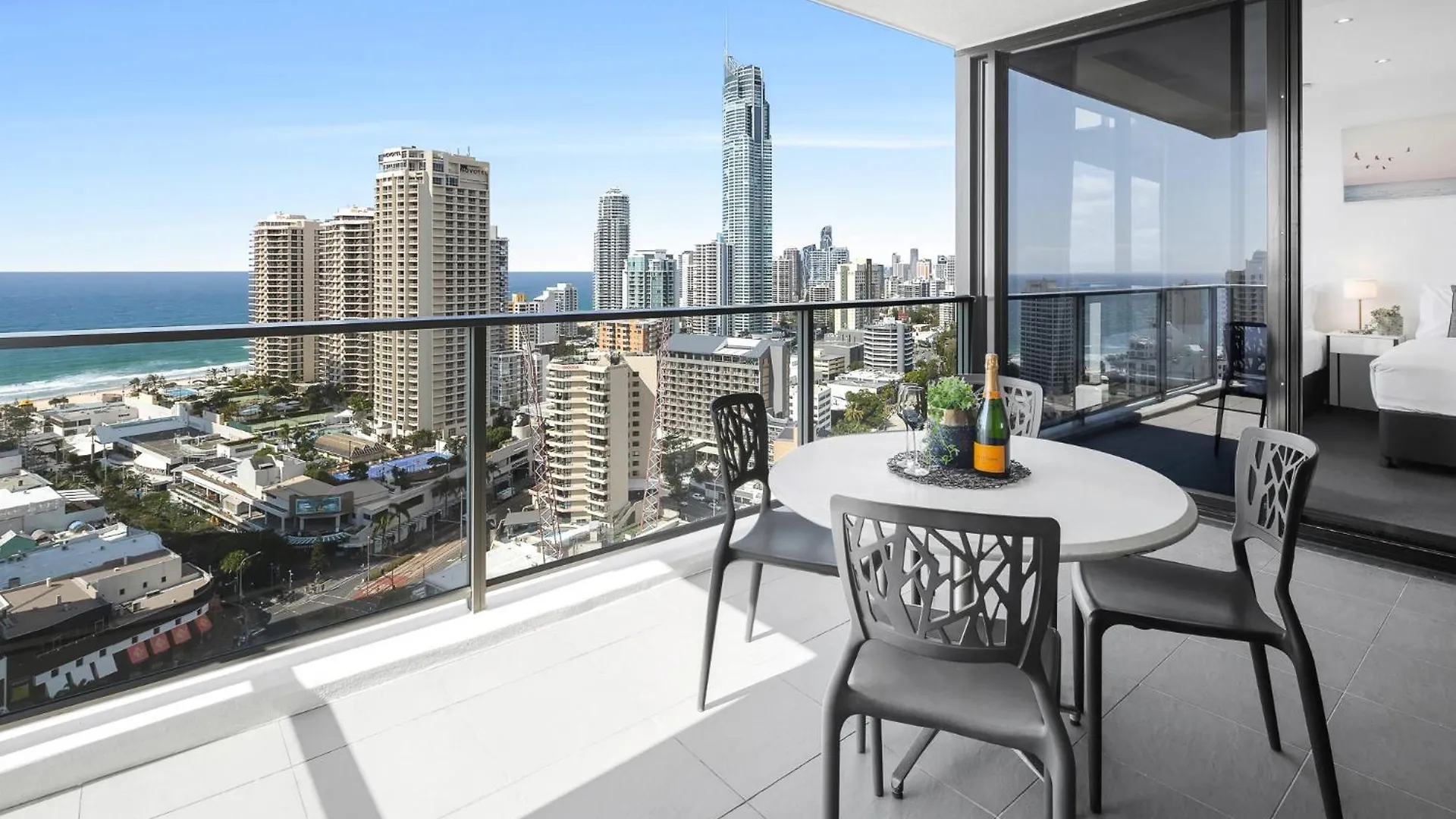 Ocean View With Balcony - Circle On Cavill - Location! - Self Contained & Privately Managed Apartment *