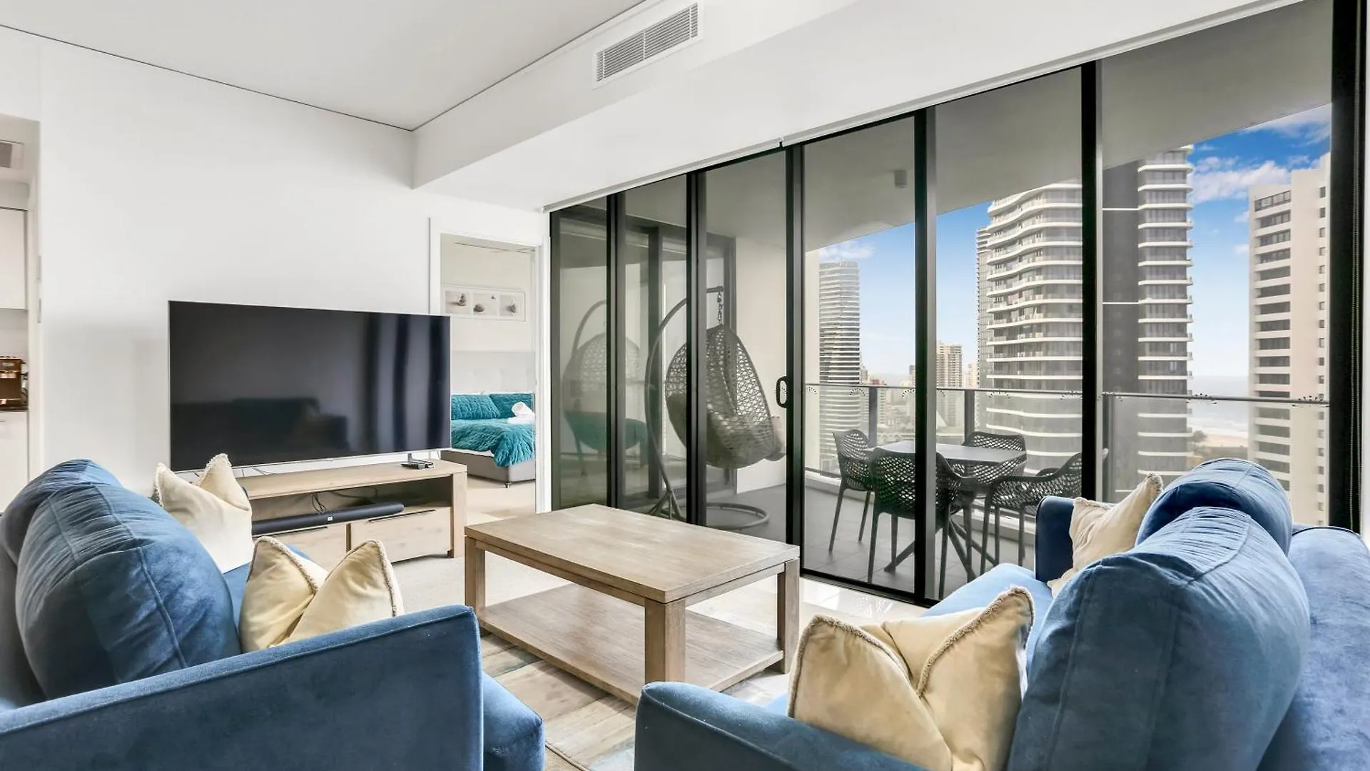 Apartment Stunning 2br2b Spectacular Ocean Views Gold Coast