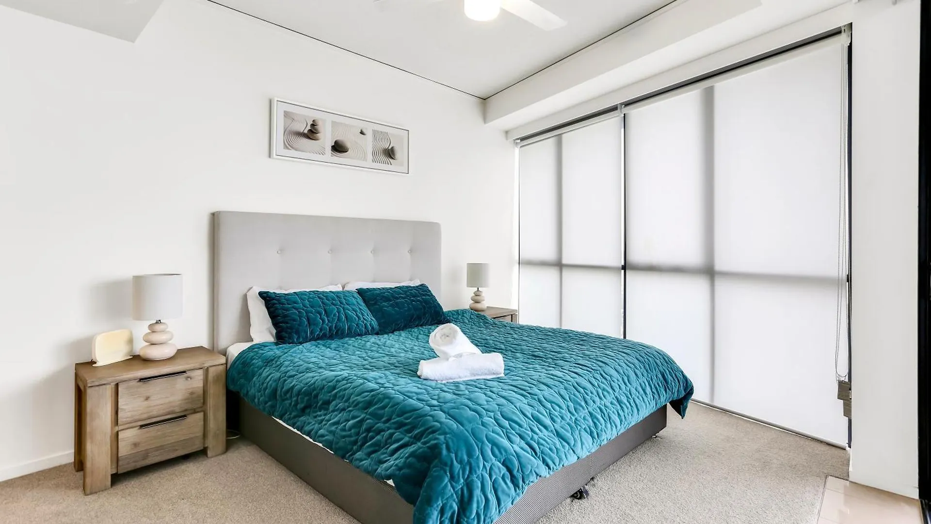 Stunning 2br2b Spectacular Ocean Views *