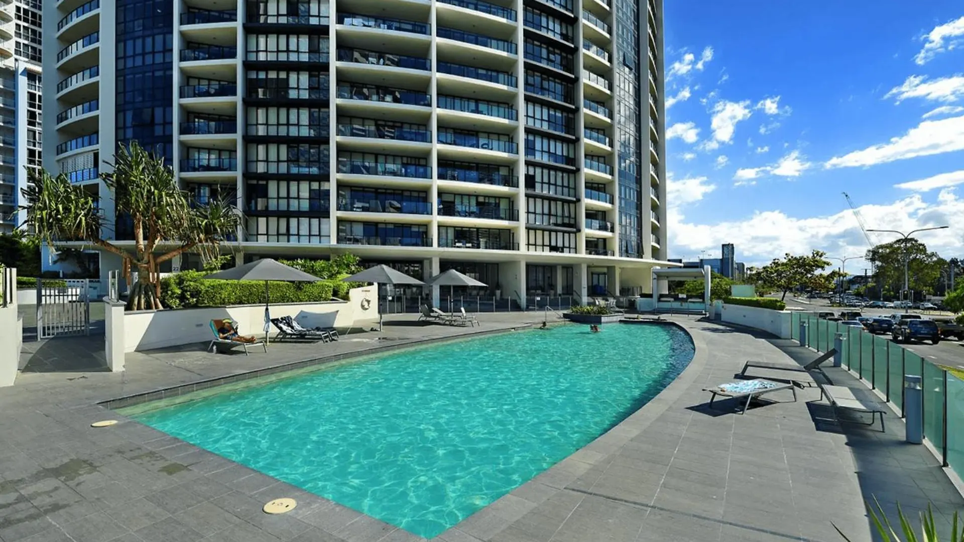 Ultimate Sky In Broadbeach - Coasthm