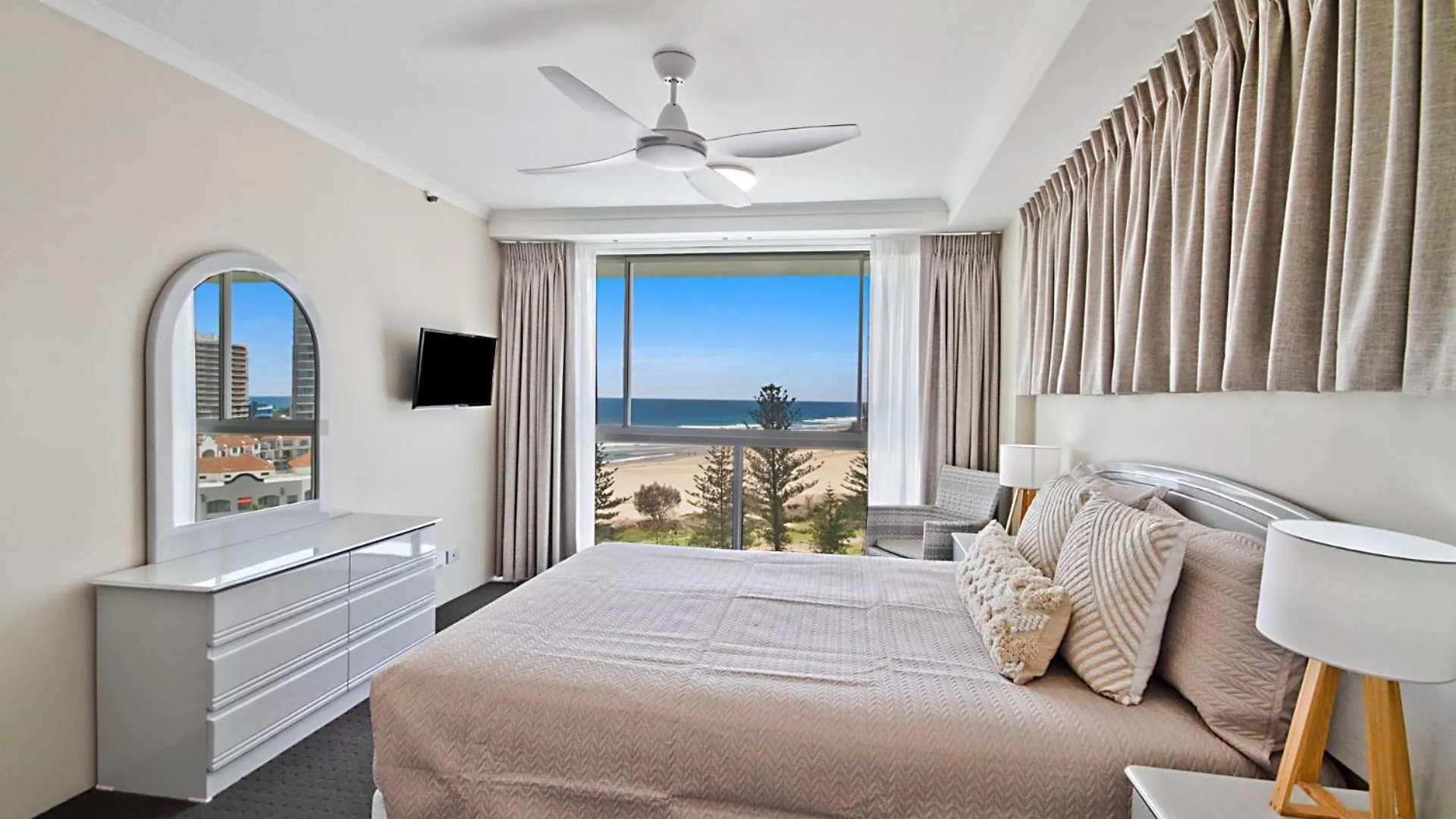 Ocean Plaza Unit 835