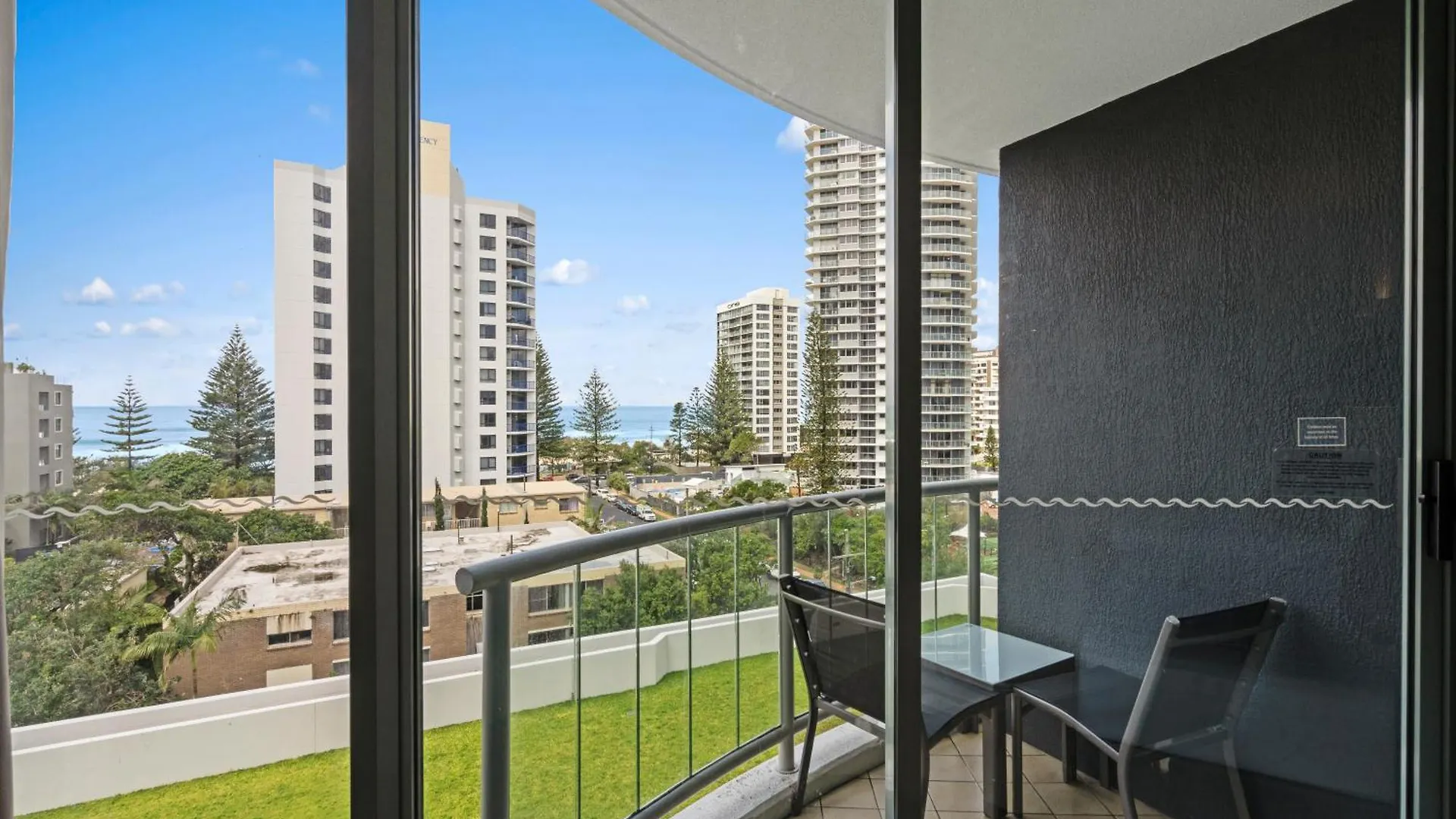 Legends Hotel - Heart Of Surfers Paradise - Q Stay Apartment Gold Coast