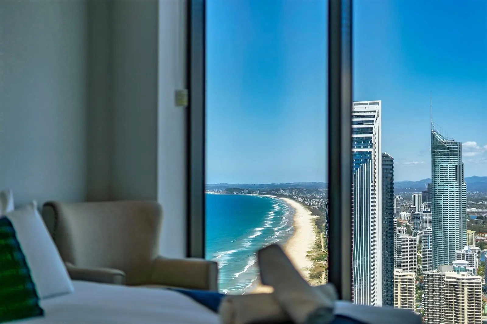Ocean Surfers Paradise - Gclr *