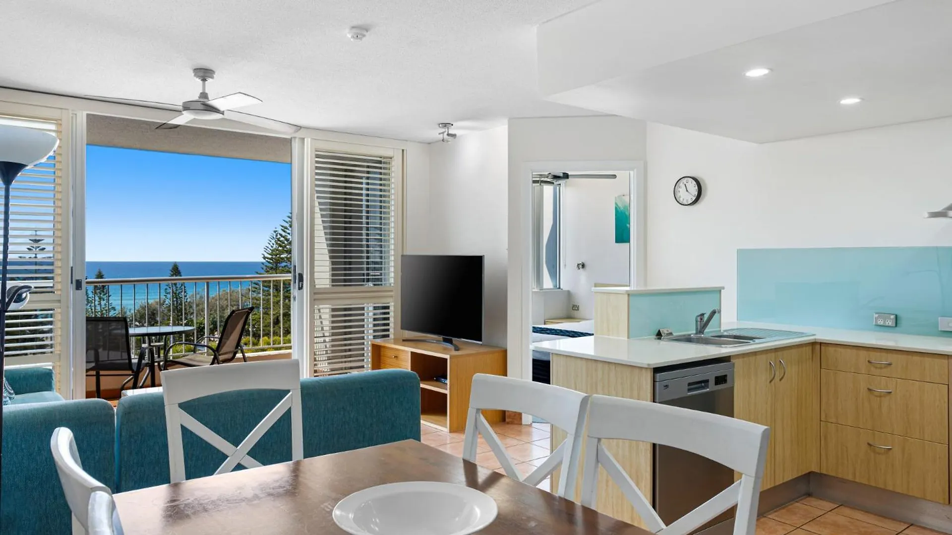 Mariner Shores Club Resort 4*