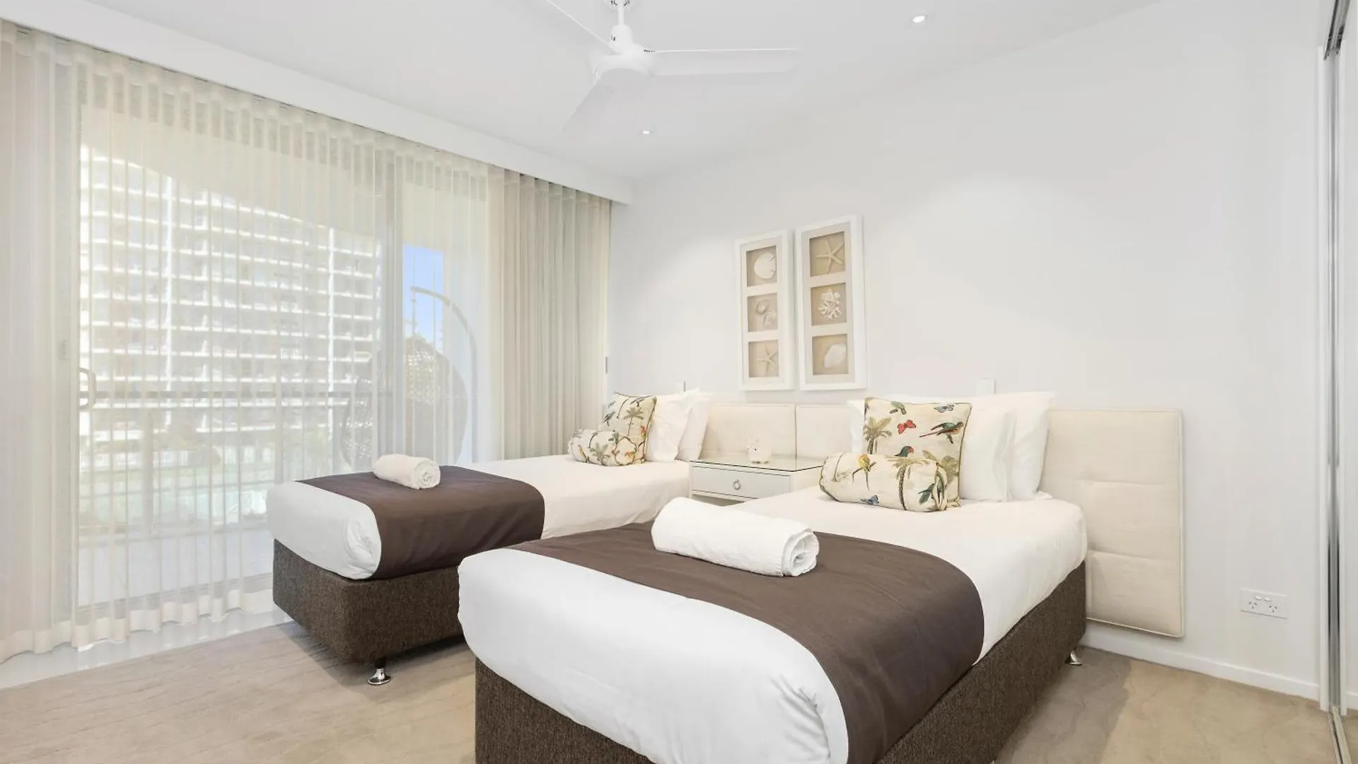 Apartment The Garland At Rainbow Bay Gold Coast