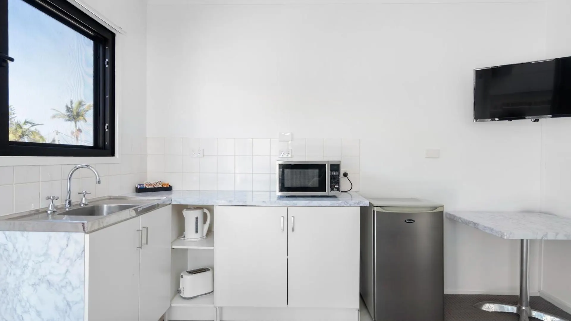 Montego Mermaid Gold Coast