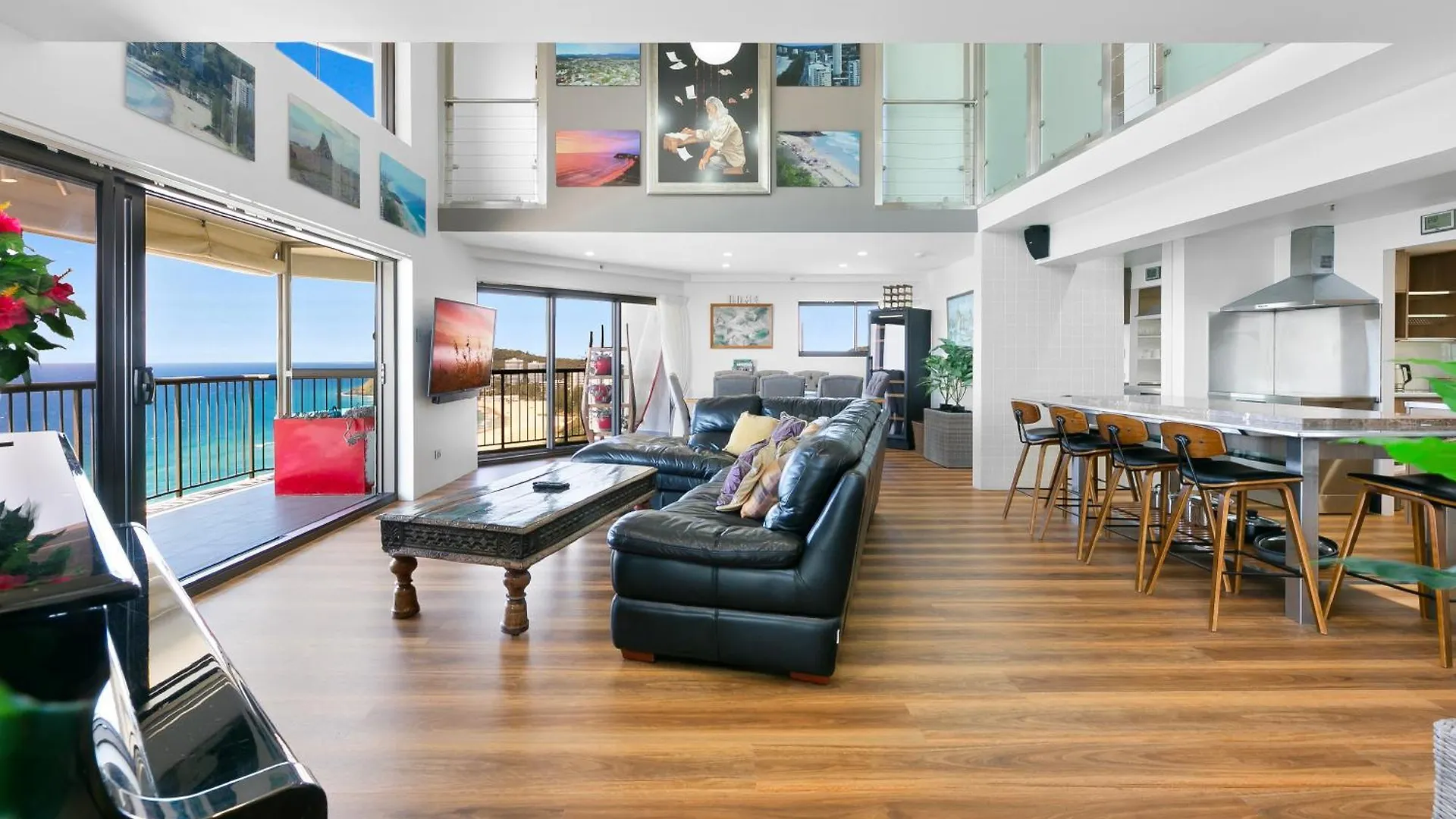 Burleigh Esplanade Aparthotel 4*