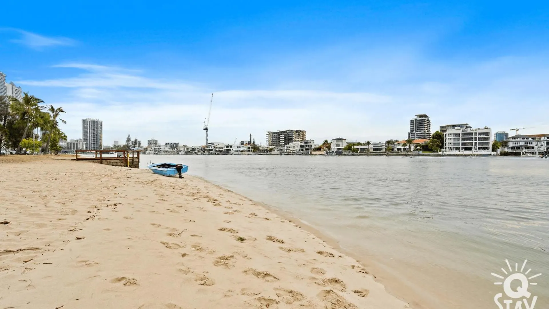 3 Bedroom Villa's In Surfers Paradise - Q Gold Coast