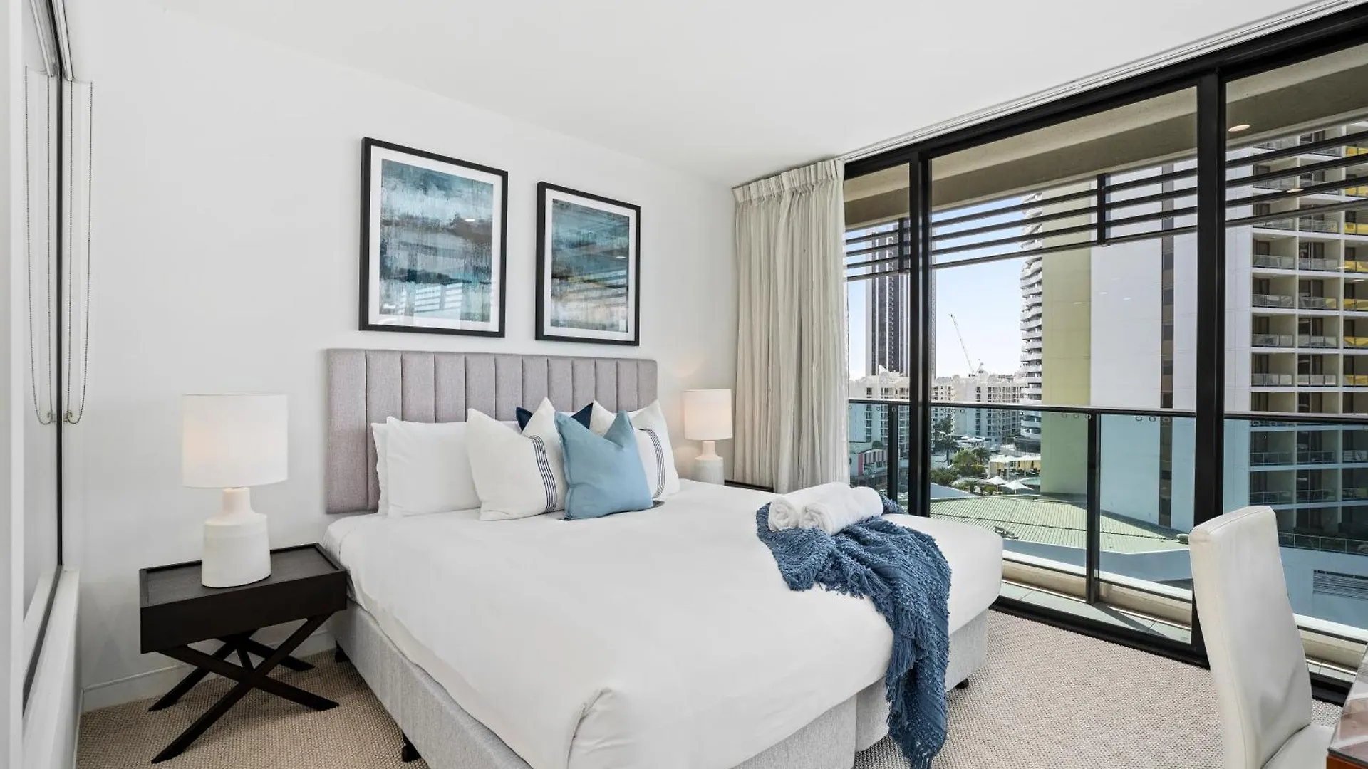 Oracle Broadbeach - Gclr *